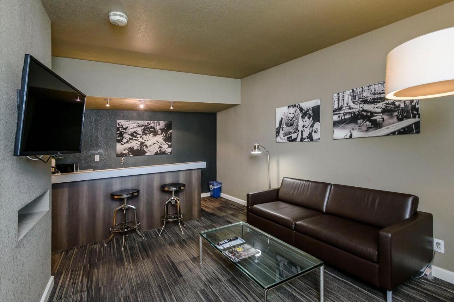 Lions Gate Hotel photo 19