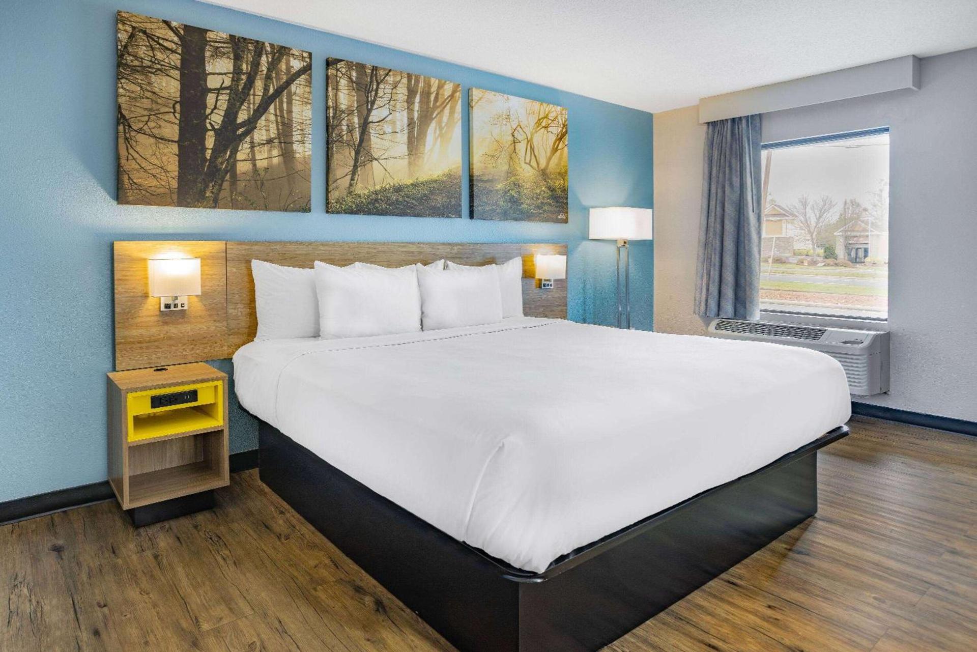 Days Inn by Wyndham Raleigh Glenwood-Crabtree photo 20