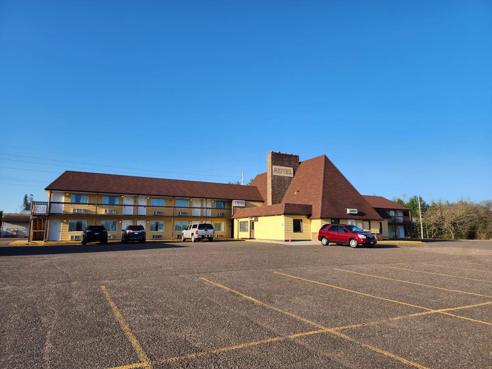 The Trail Inn - Grantsburg, WI - 703 WI-70 photo 6