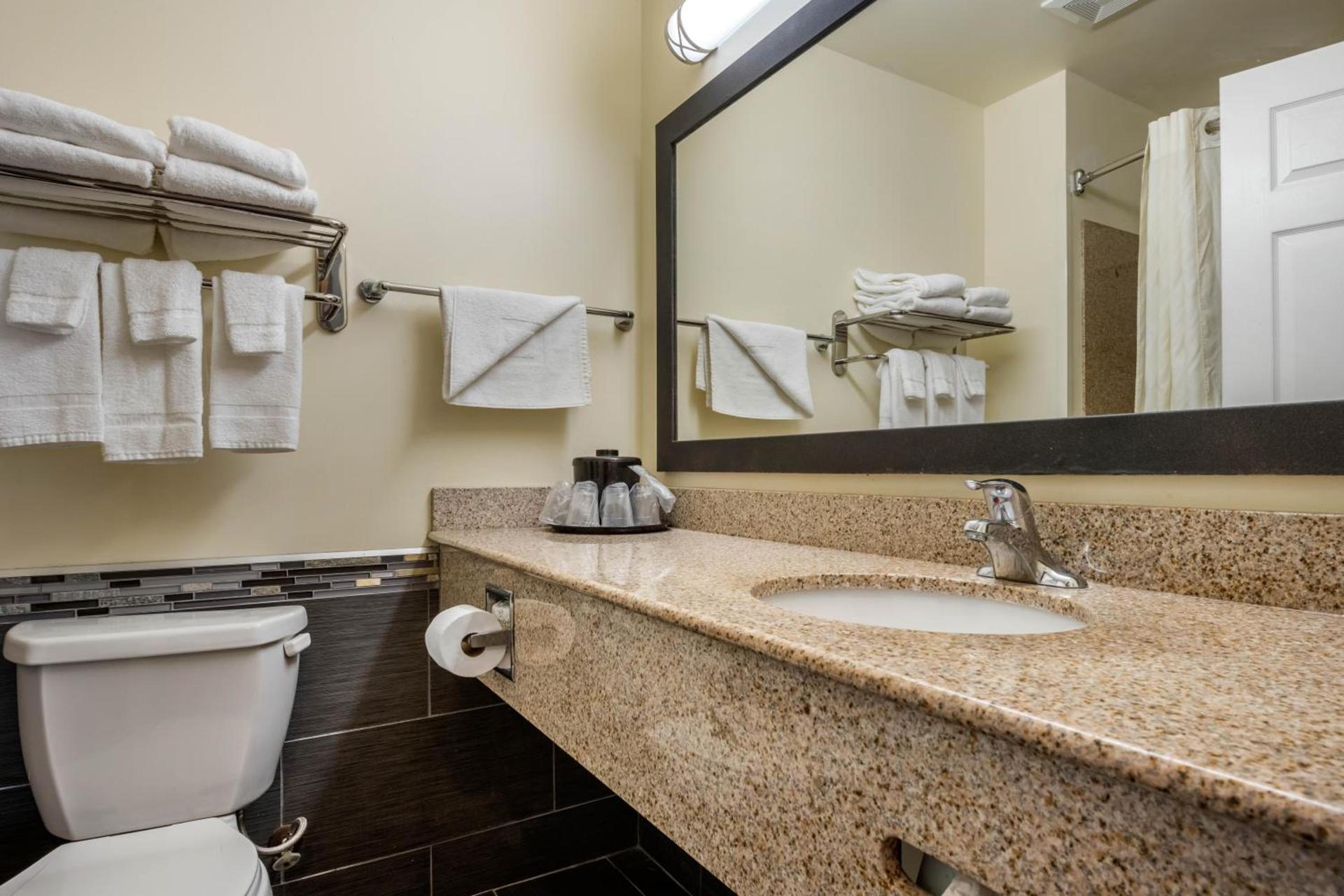MainStay Suites Grantville - Hershey North photo 63