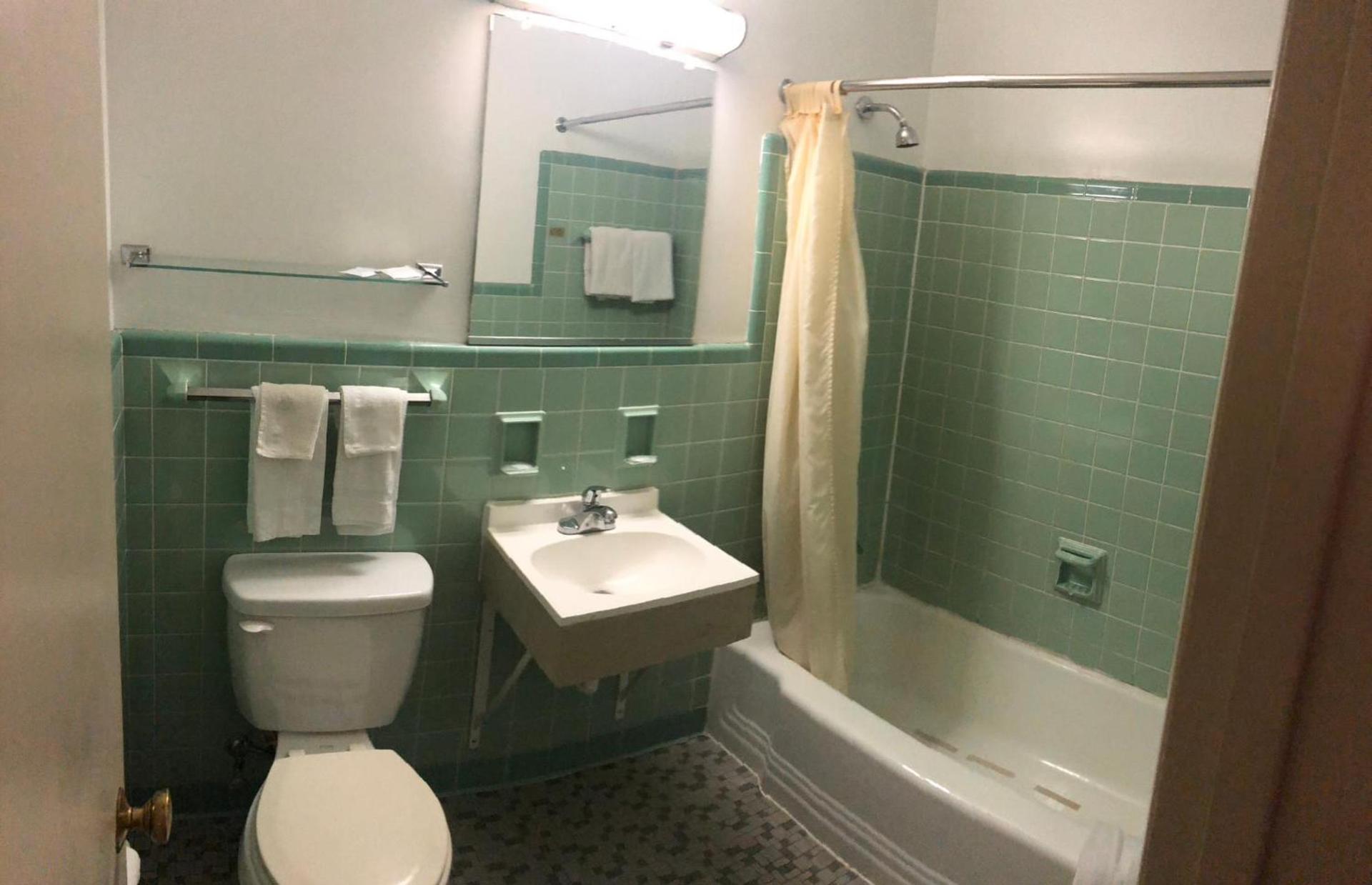 Budget Inn Clearfield PA photo 7