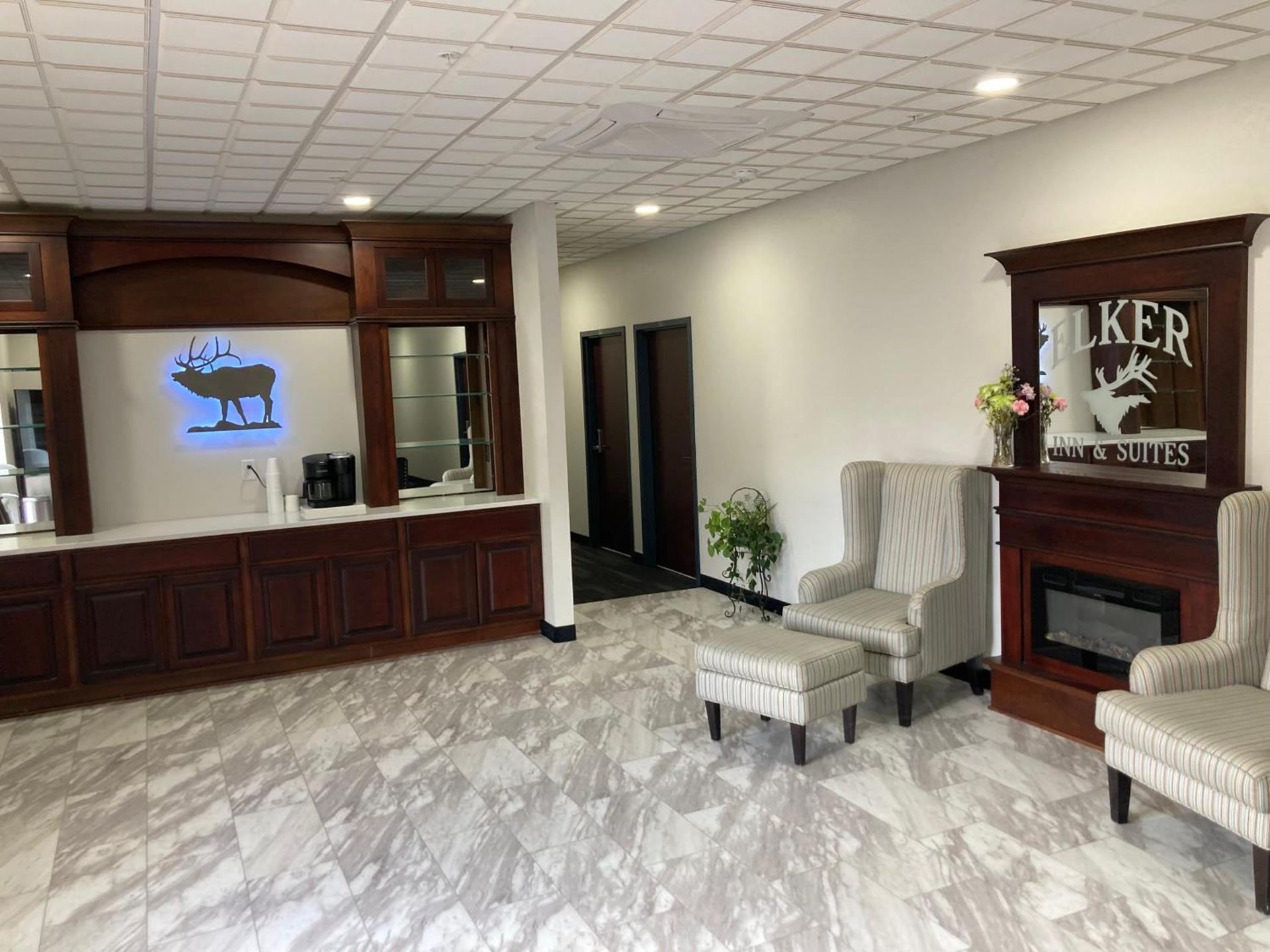 Elker Inn & Suites photo 13
