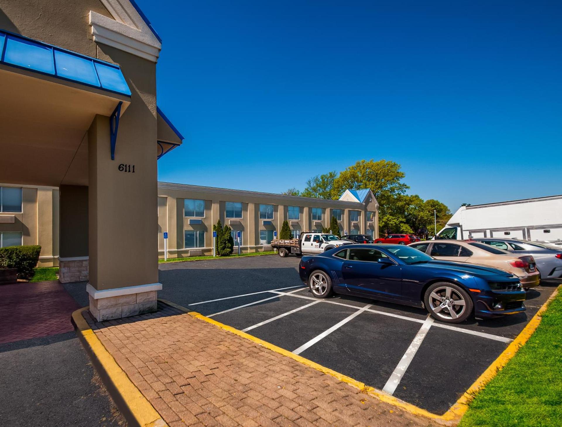 Comfort Inn Falls Church - Tysons Corner photo 17