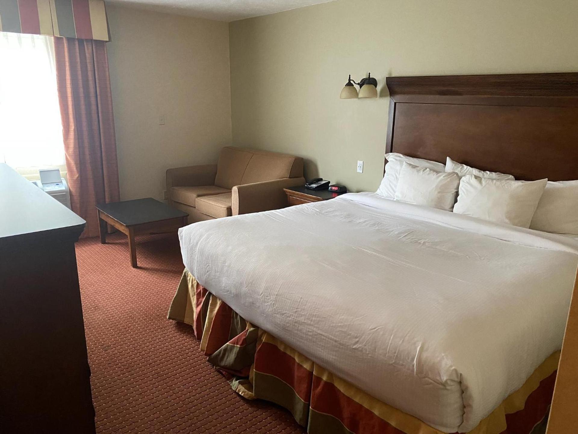 The Boardwalk Inn photo 14