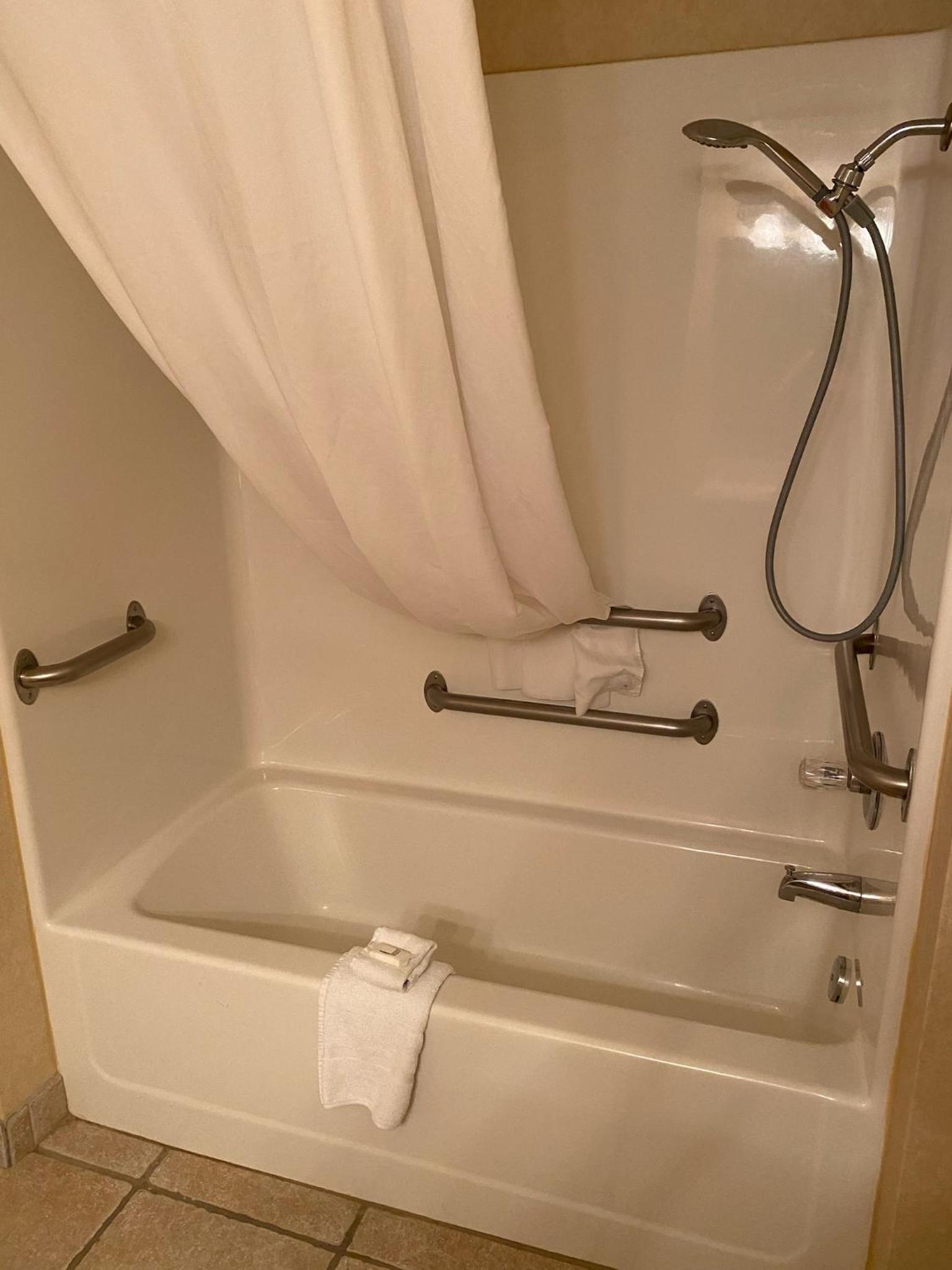 The Boardwalk Inn photo 7