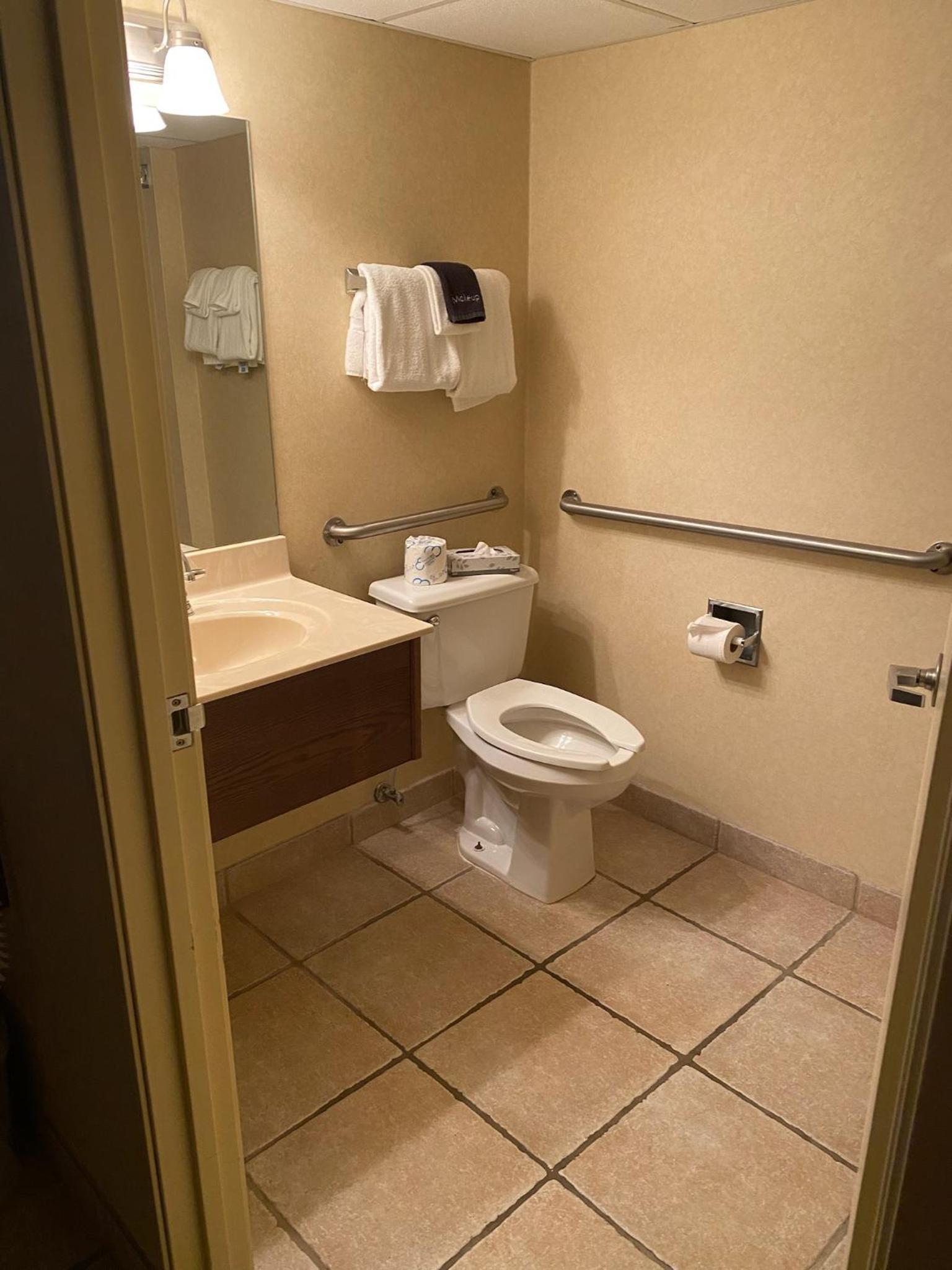 The Boardwalk Inn photo 6