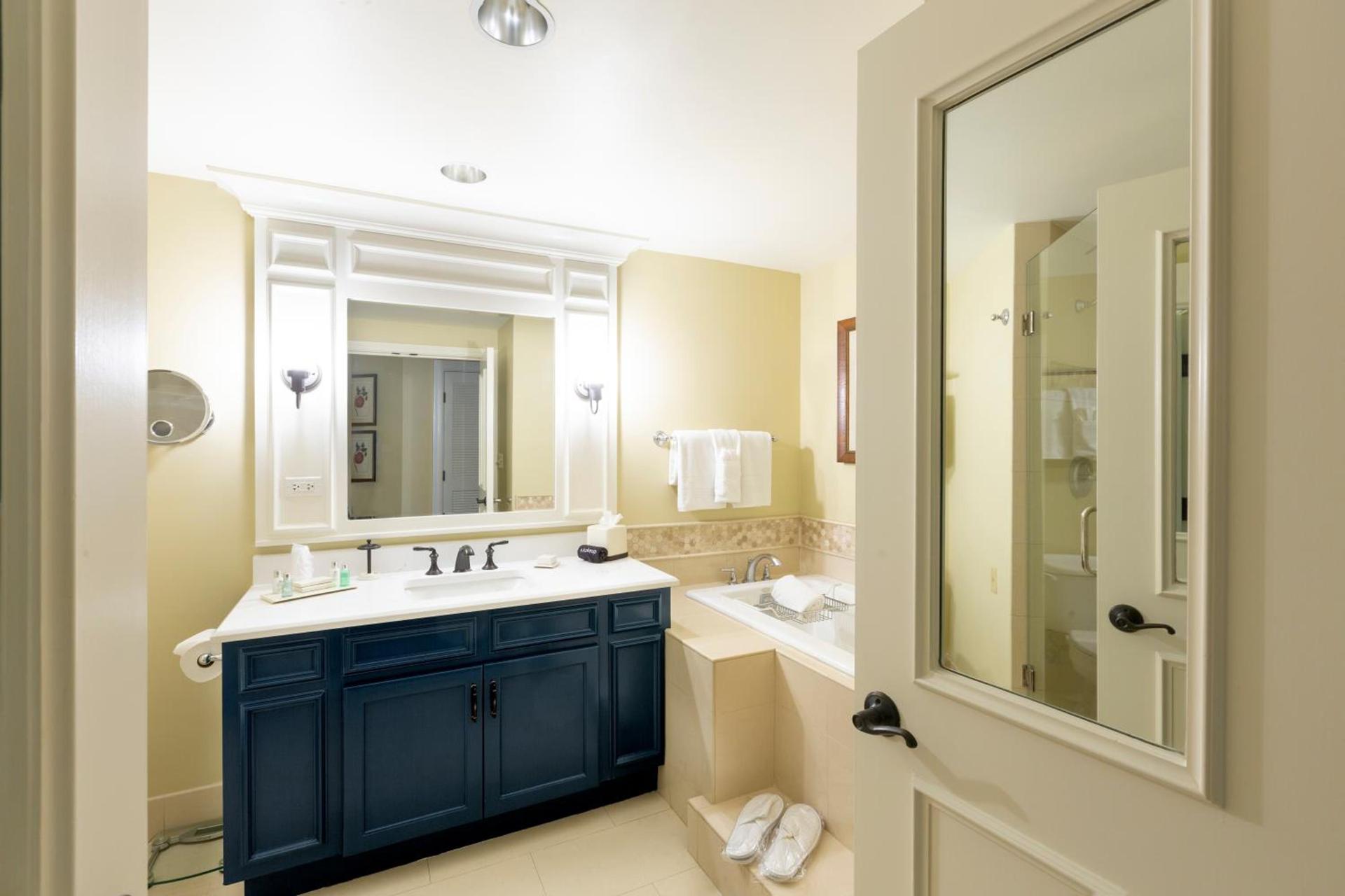 Inn and Club at Harbour Town photo 39
