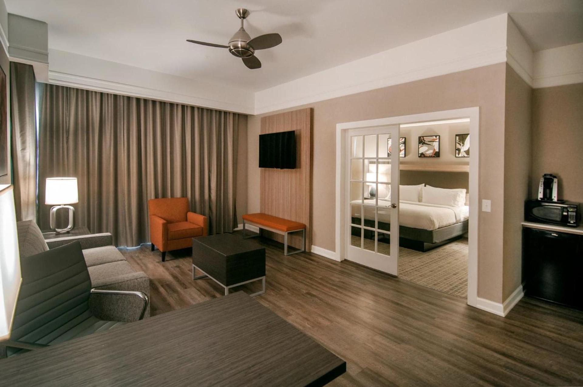 Holiday Inn Baton Rouge College Drive I-10 by IHG photo 27