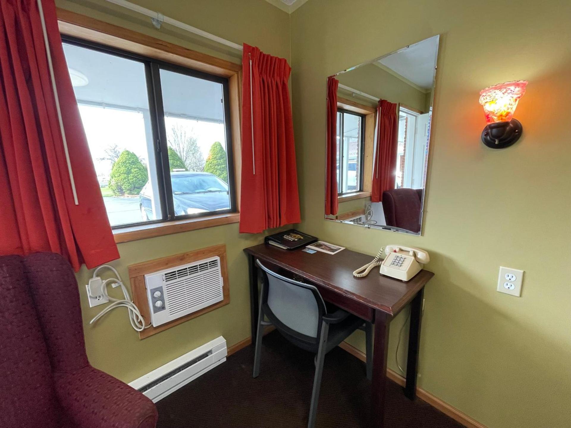 Walla Walla Garden Motel photo 24