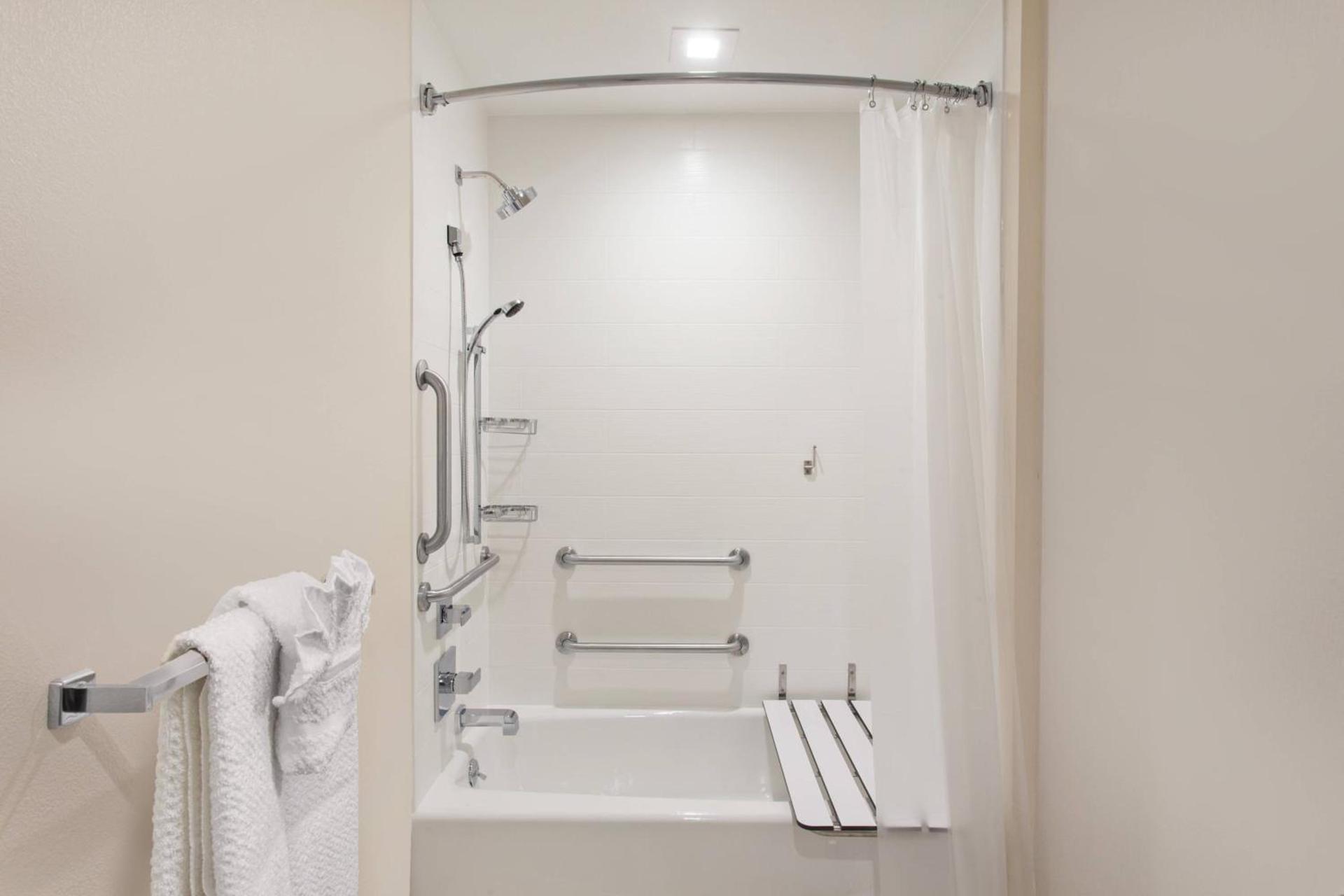 SpringHill Suites by Marriott Huntington Beach Orange County photo 12