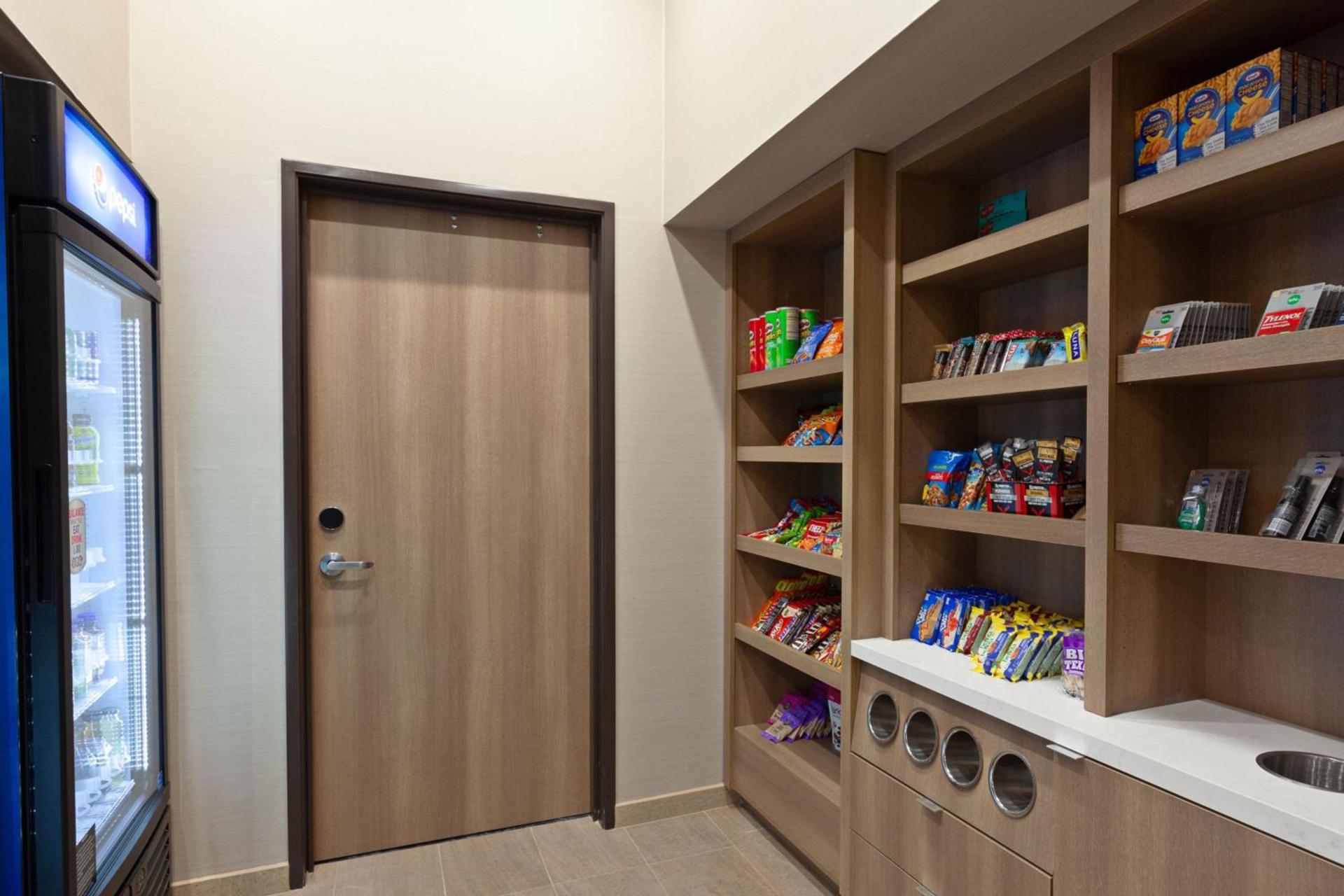 TownePlace Suites by Marriott San Diego Central photo 20