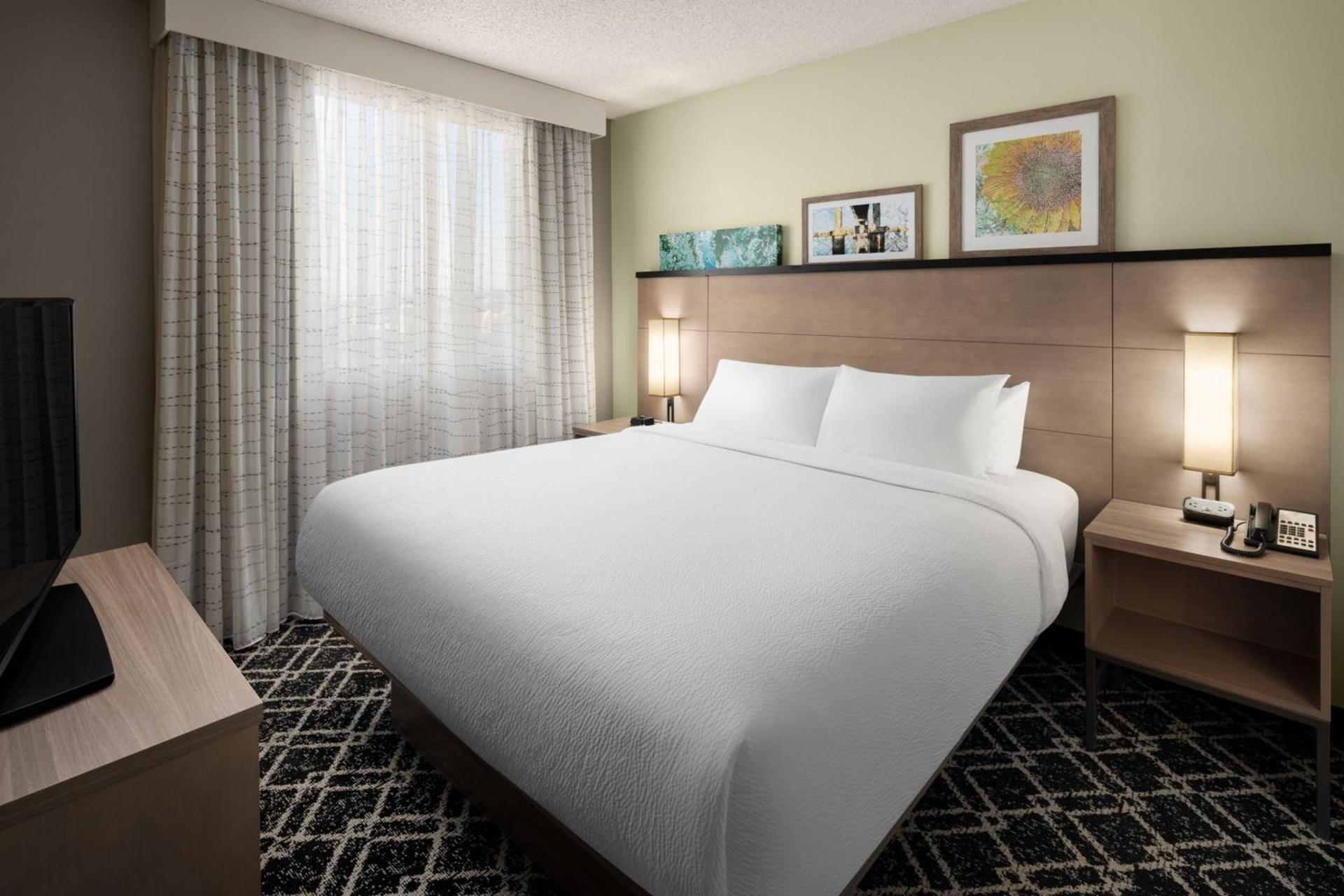 Residence Inn Portland Downtown/RiverPlace photo 52