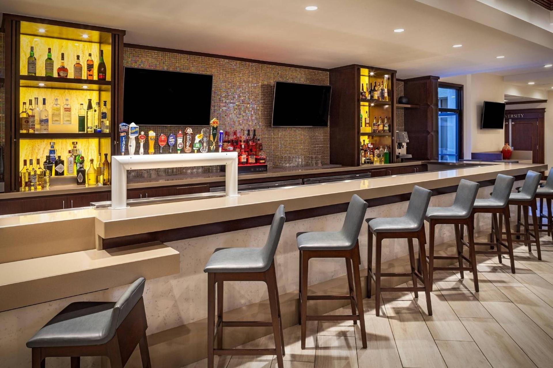 Fullerton Marriott at California State University photo 5