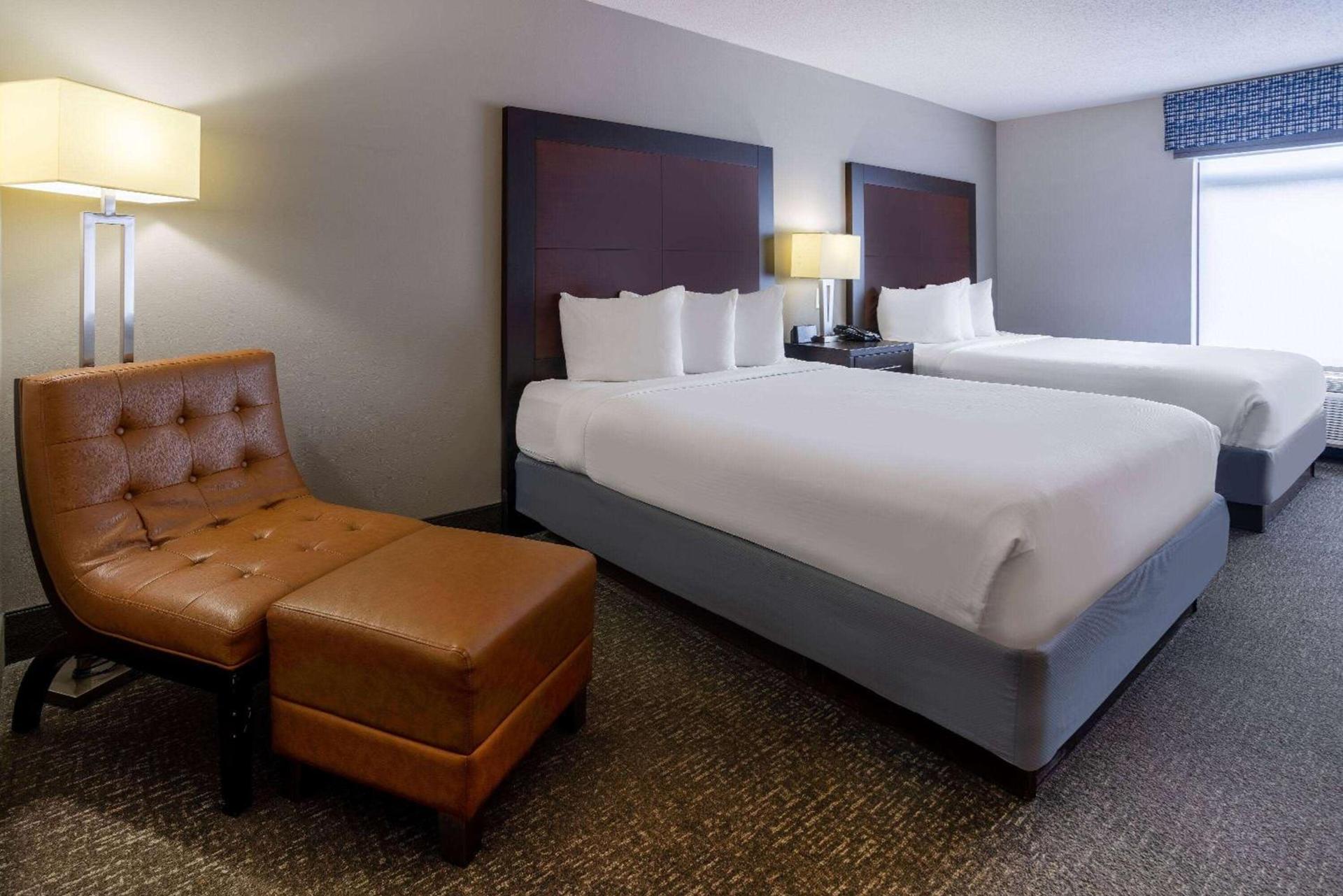 Wingate by Wyndham Atlanta Galleria/ Ballpark photo 12