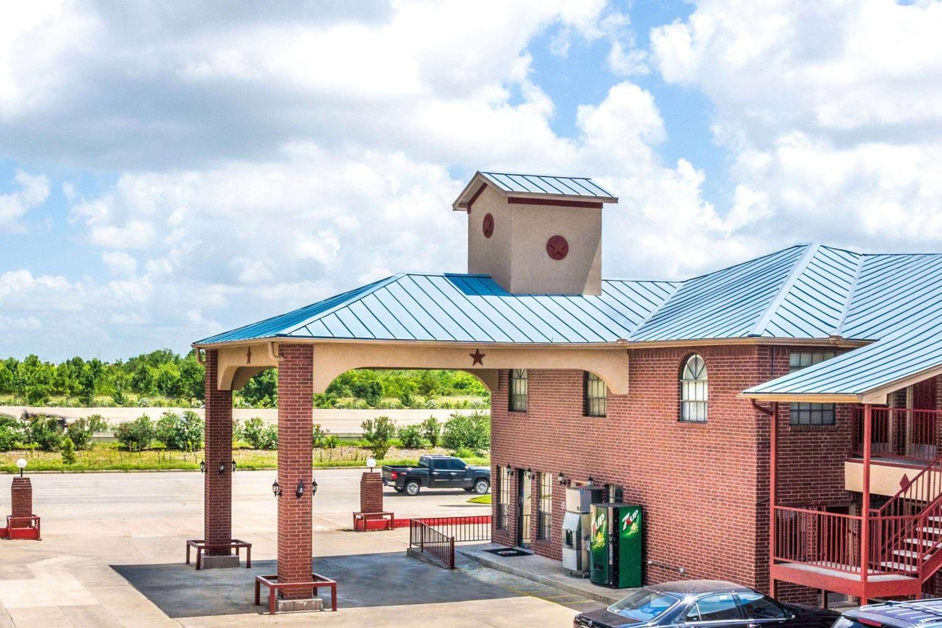 Express Inn & Suites Houston Katy photo 1