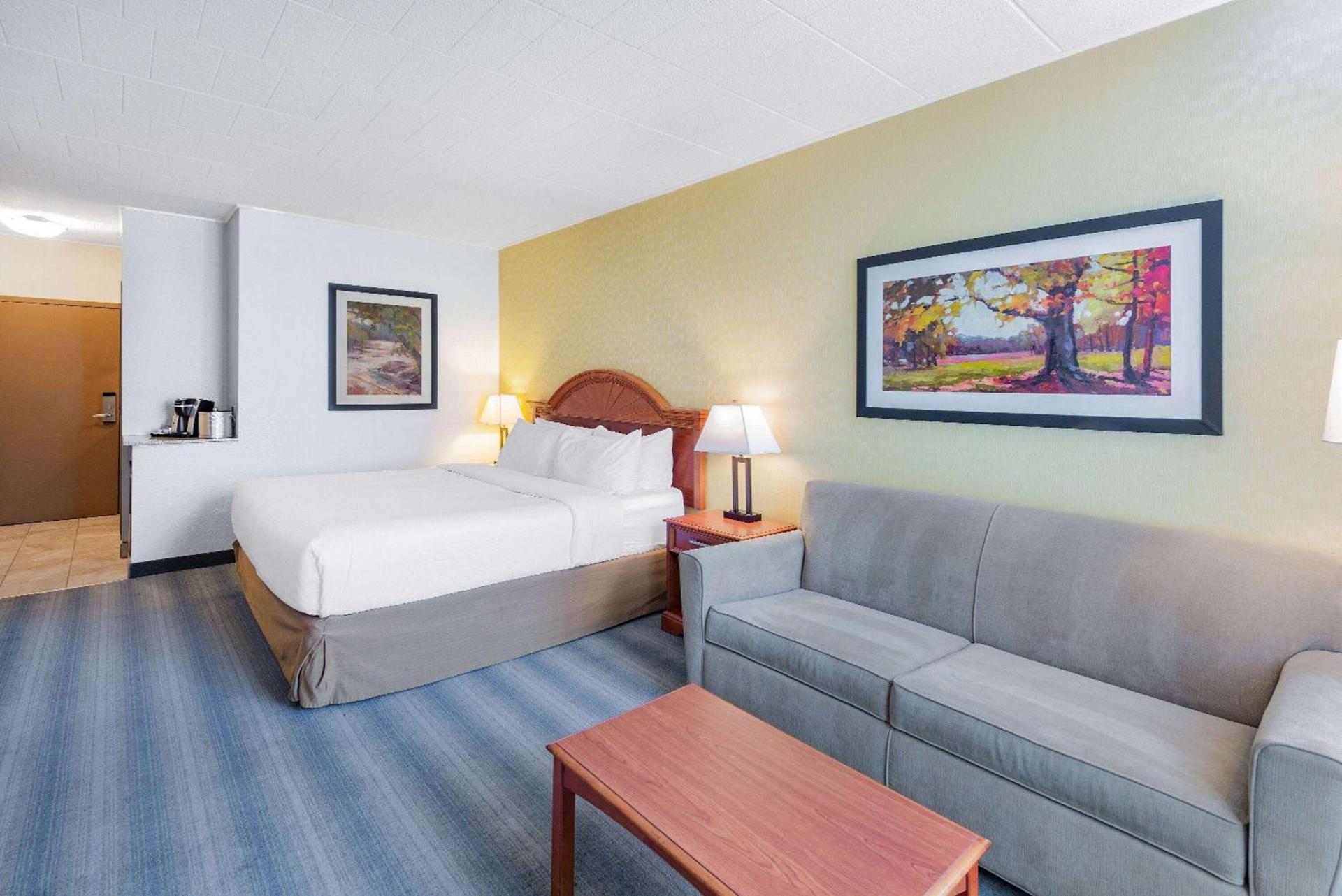 Wyndham Garden York photo 17