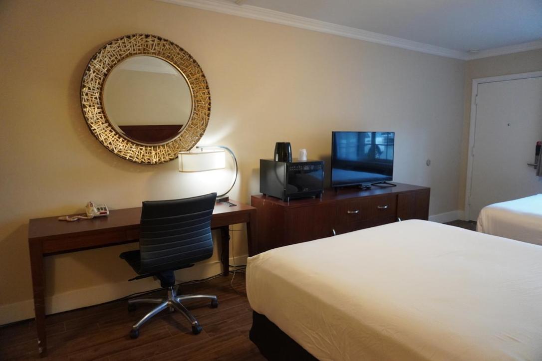 Rose Garden Inn photo 35