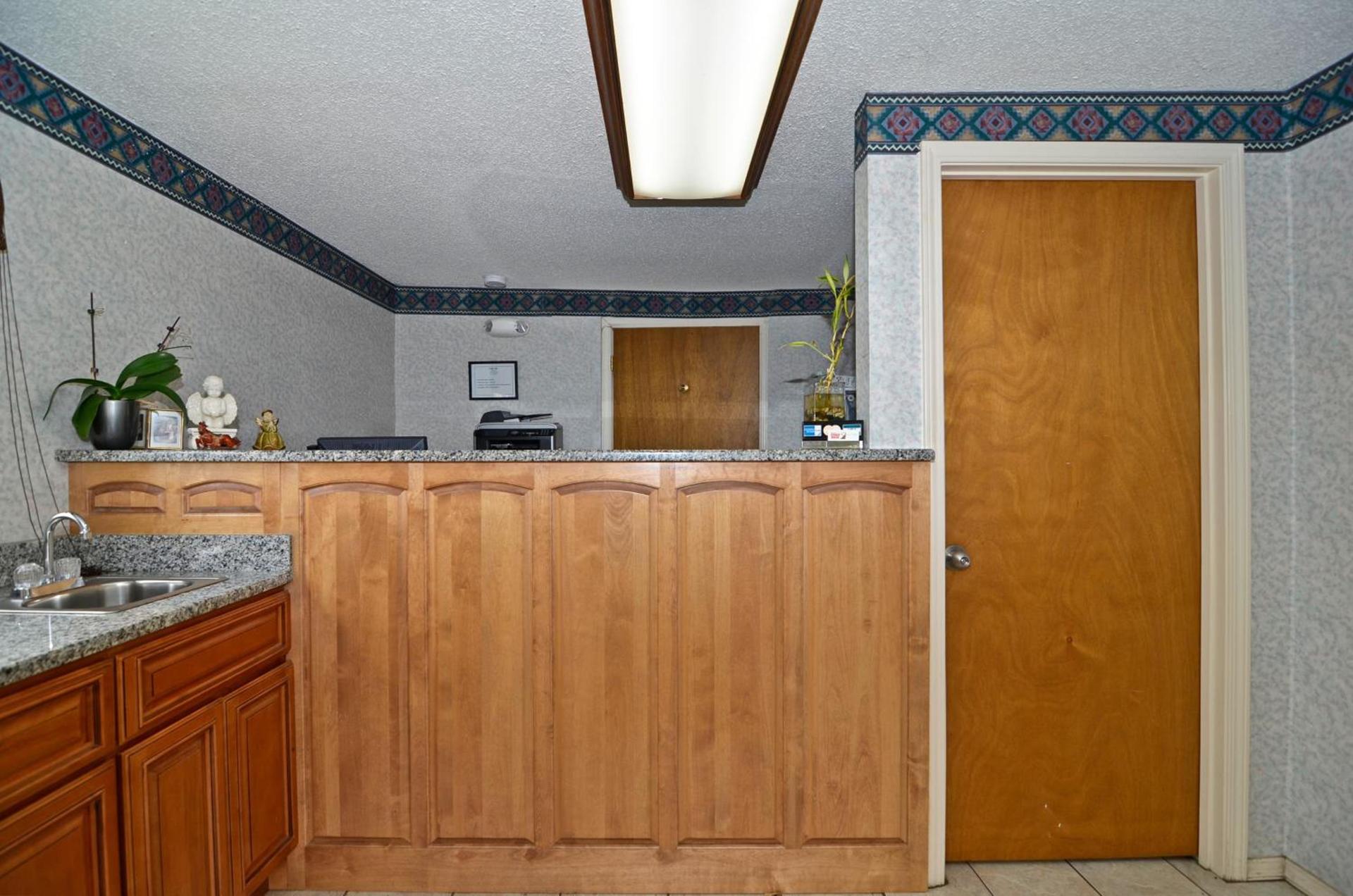 Charleston Eagle Inn photo 2