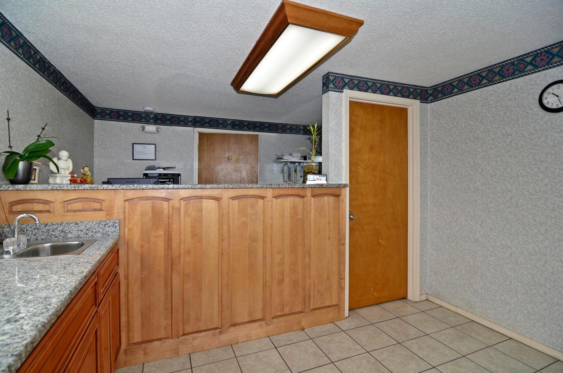 Charleston Eagle Inn photo 3