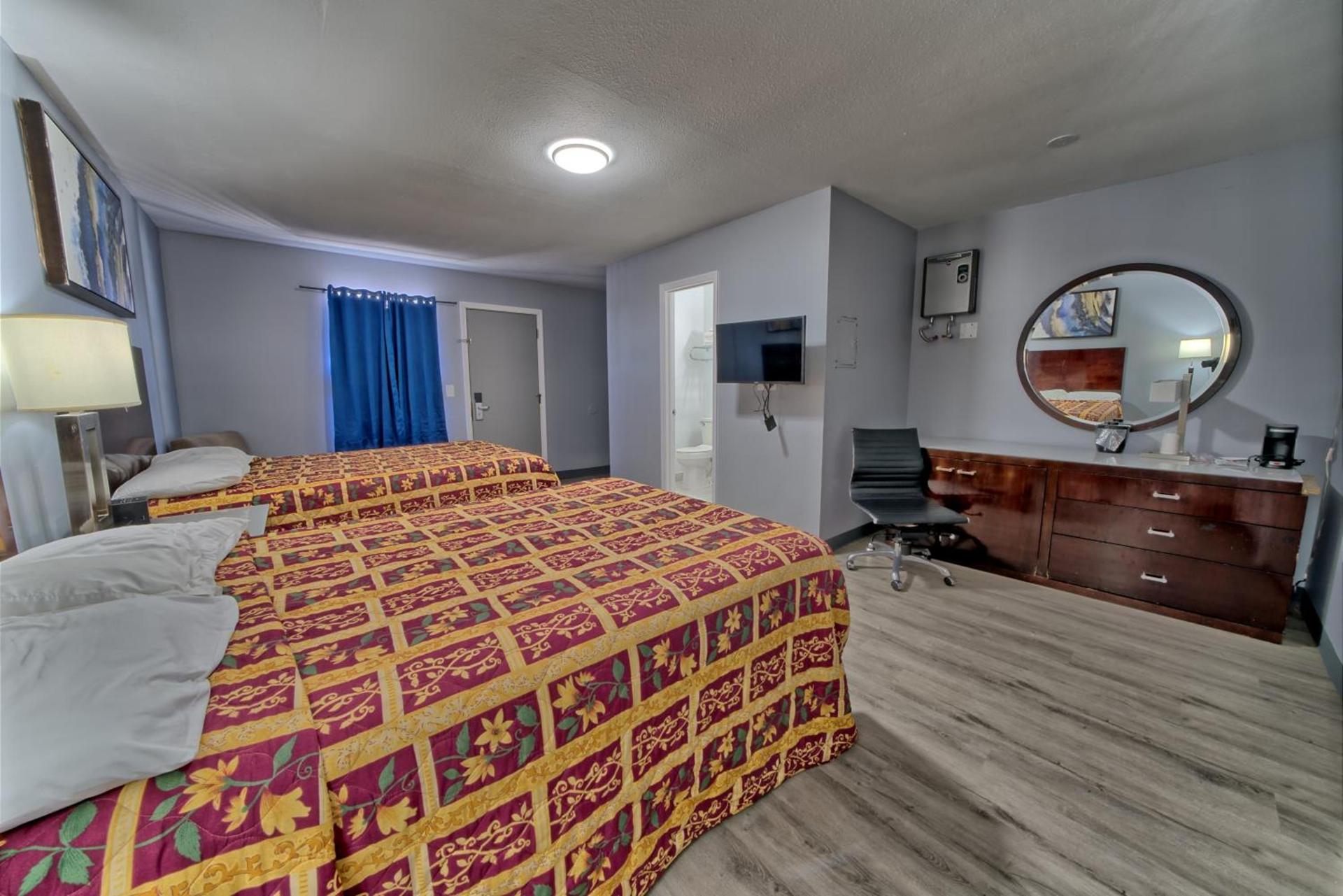 Aqua View Motel photo 20