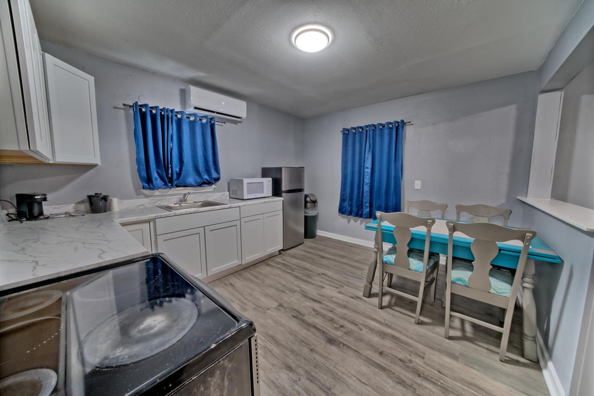 Aqua View Motel photo 50