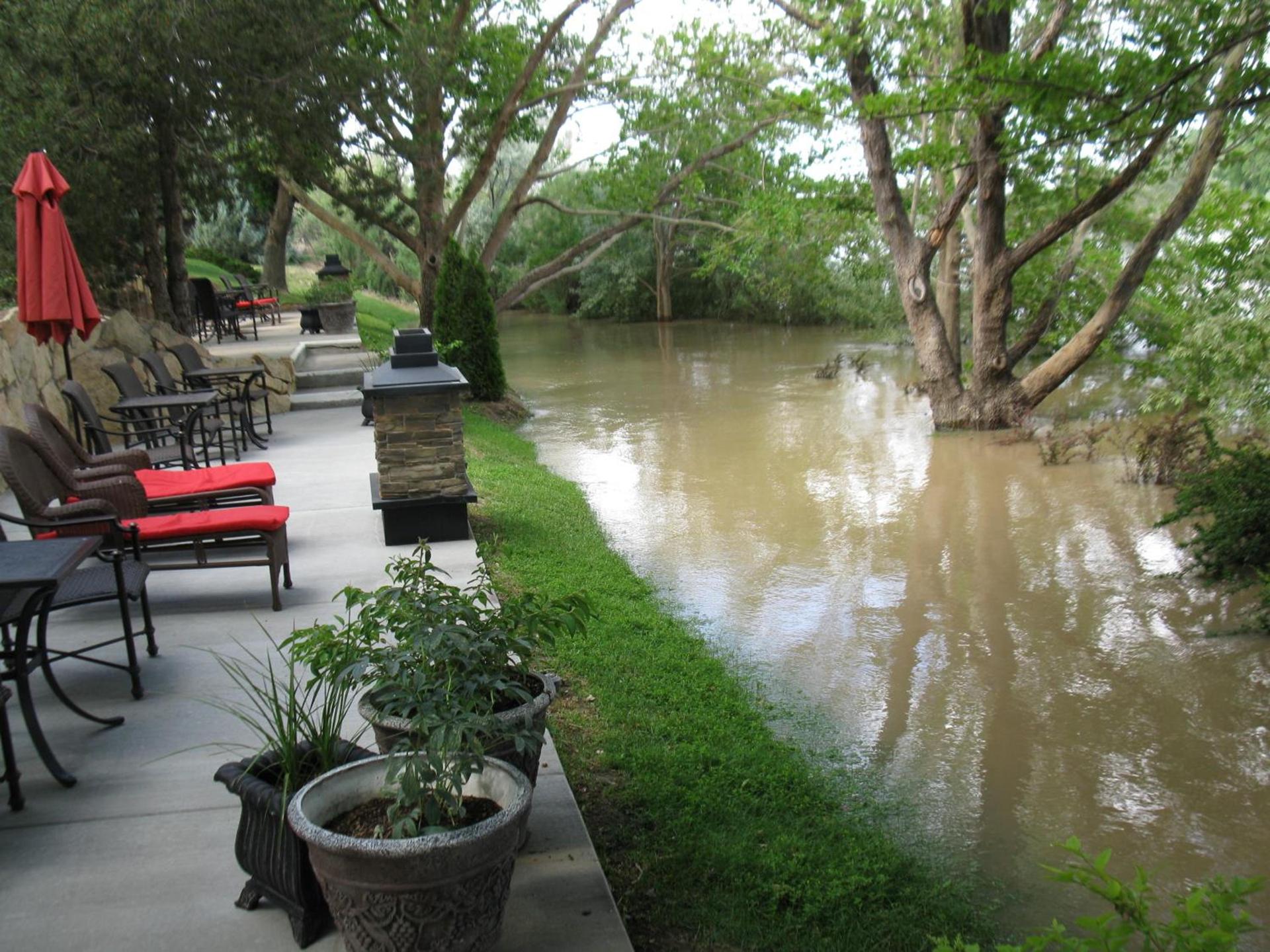 River Terrace Inn photo 7