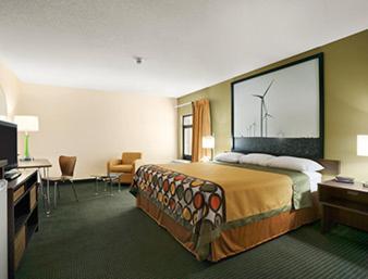 Super 8 by Wyndham Columbia City photo 8