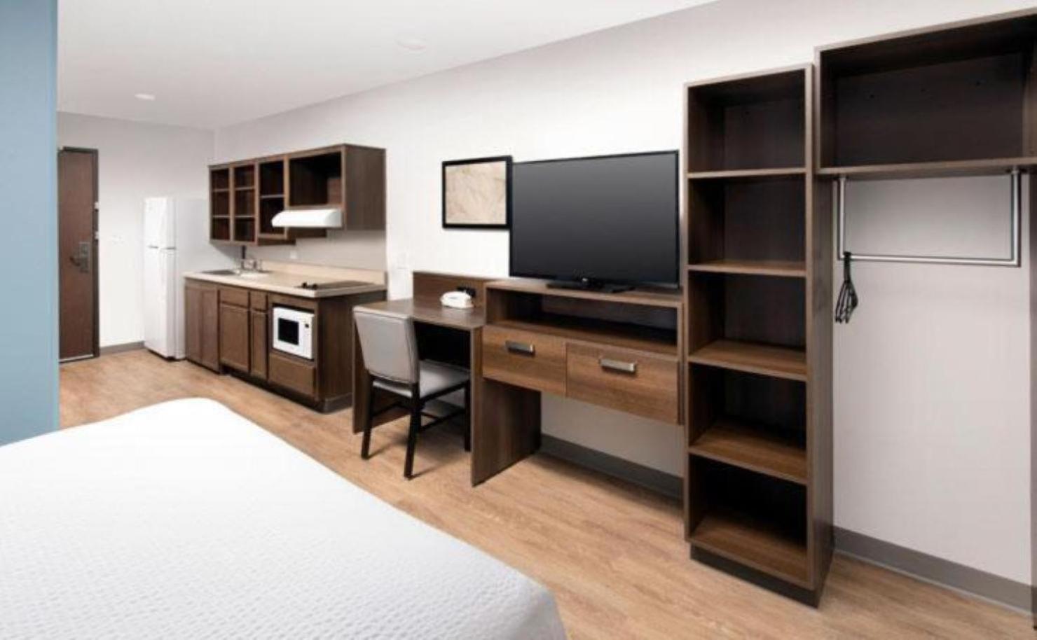 WoodSpring Suites Mesa Chandler photo 35