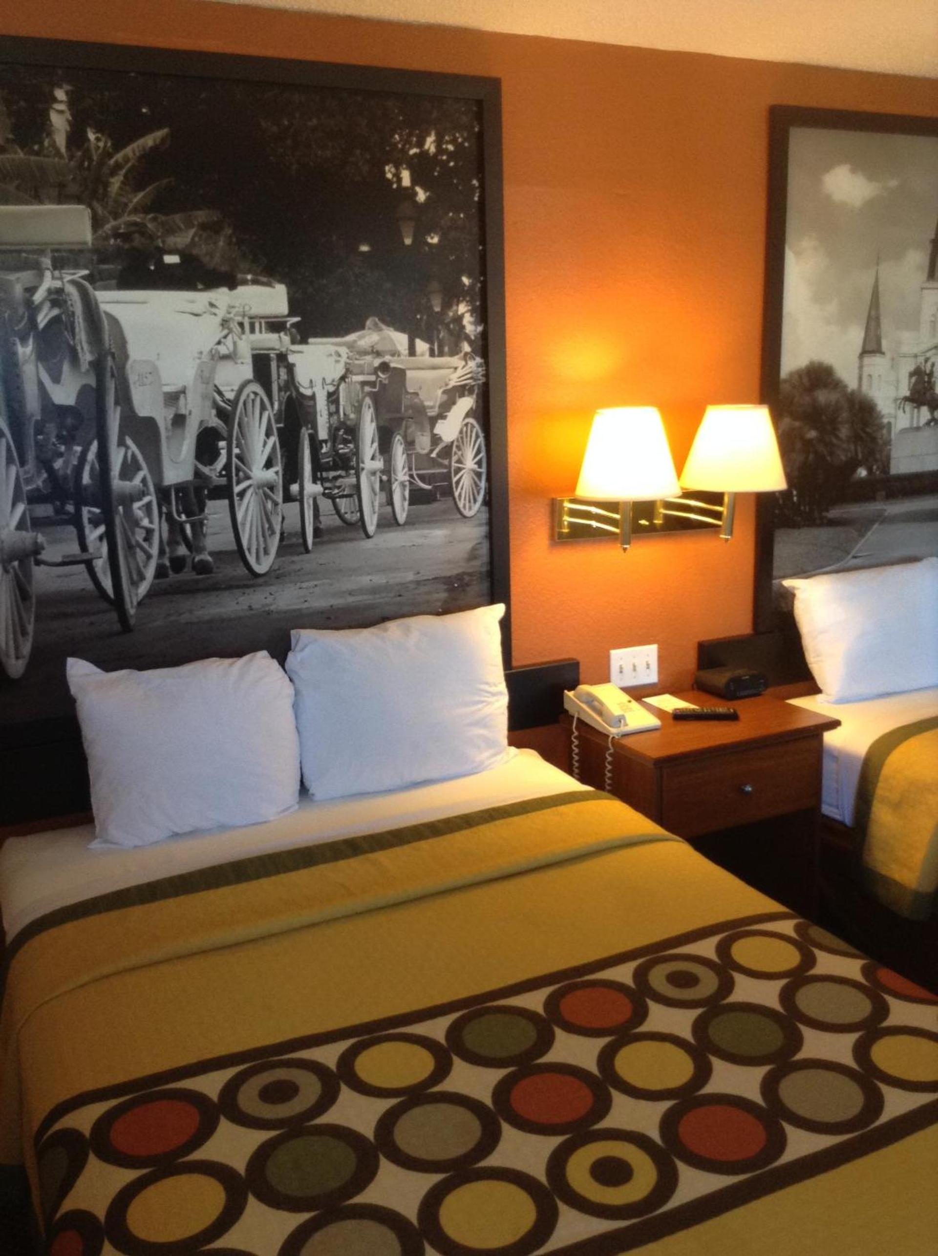 Super 8 by Wyndham New Orleans photo 19