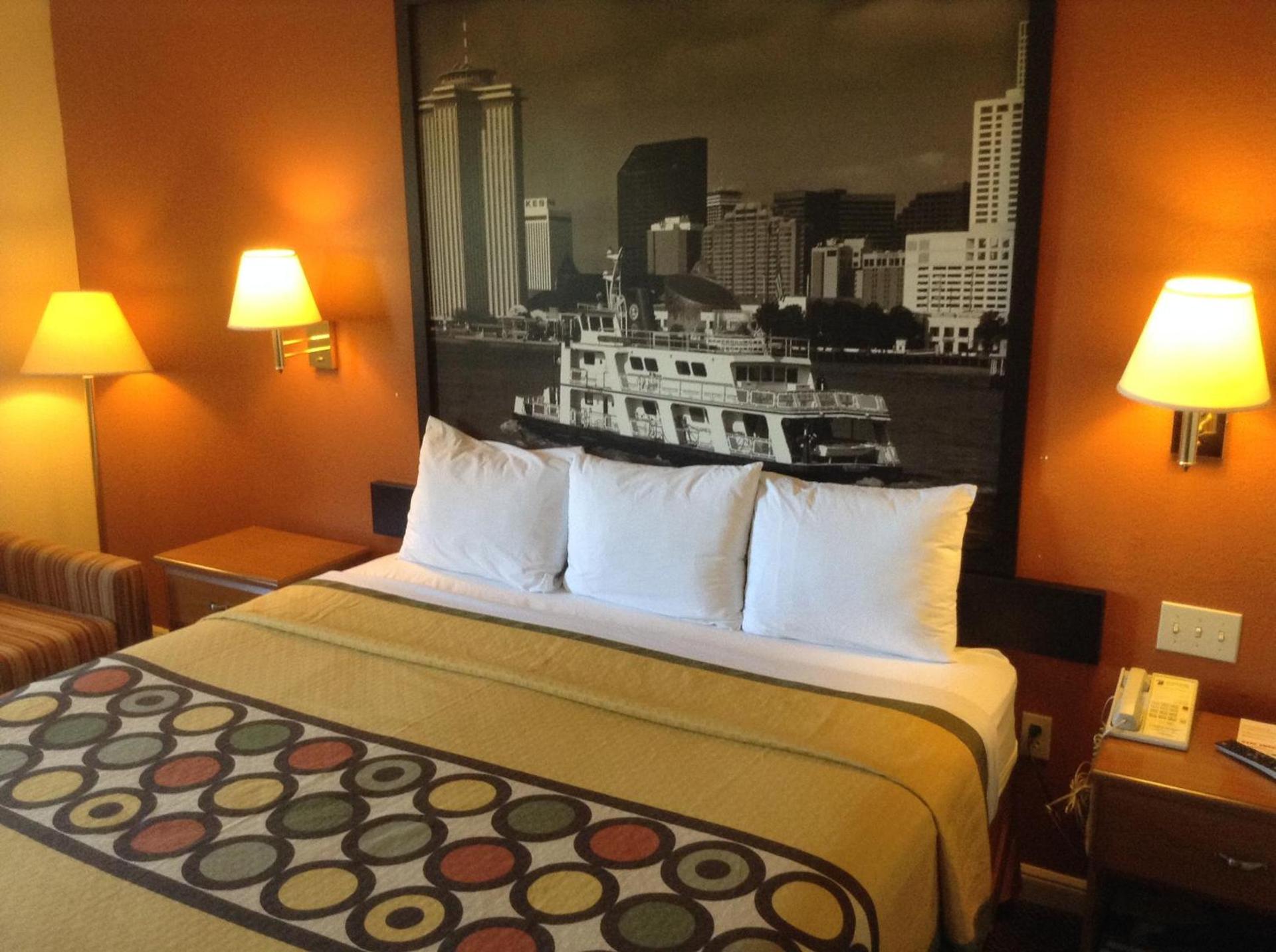 Super 8 by Wyndham New Orleans photo 18