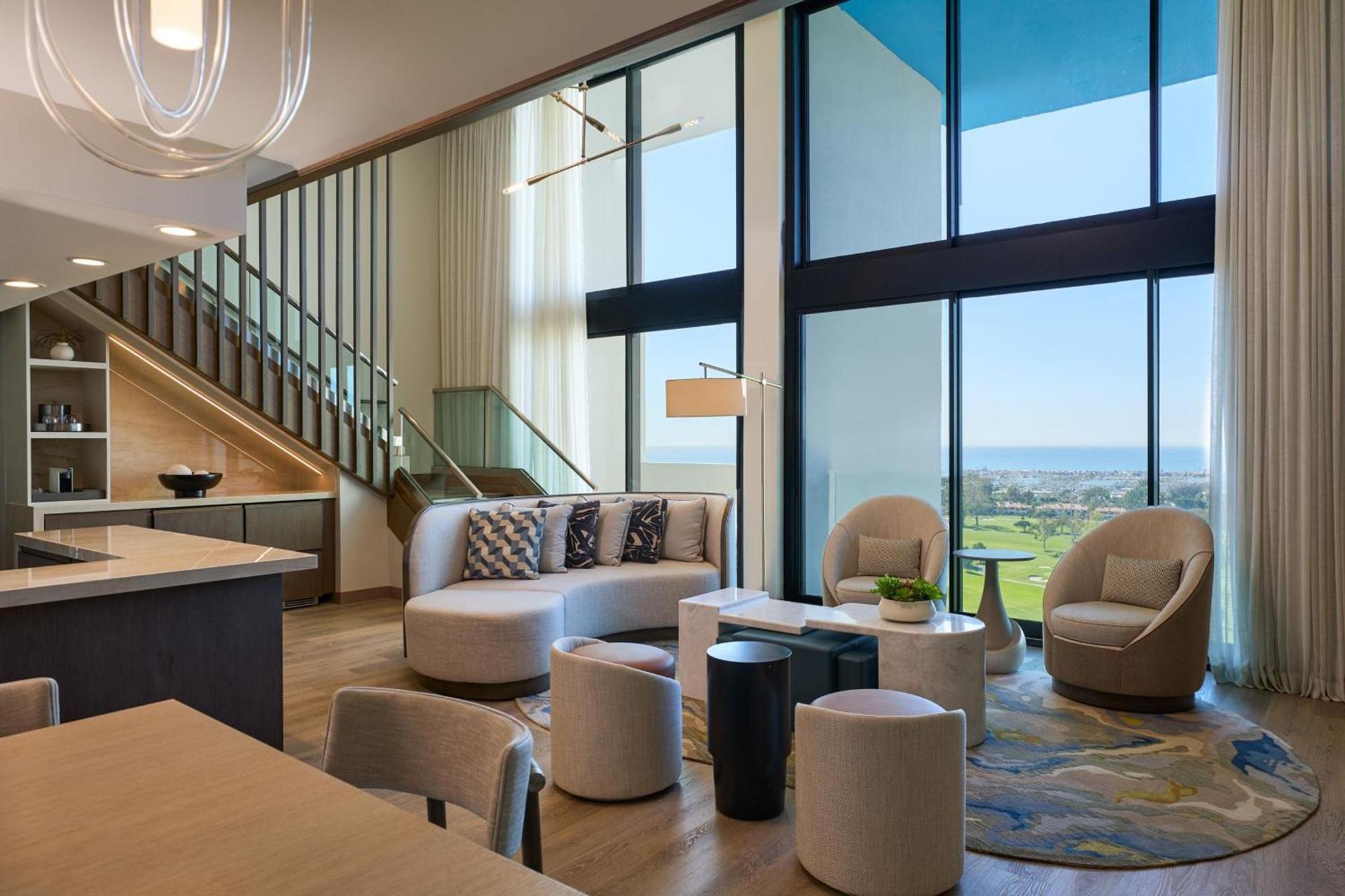 VEA Newport Beach, a Marriott Resort & Spa photo 39