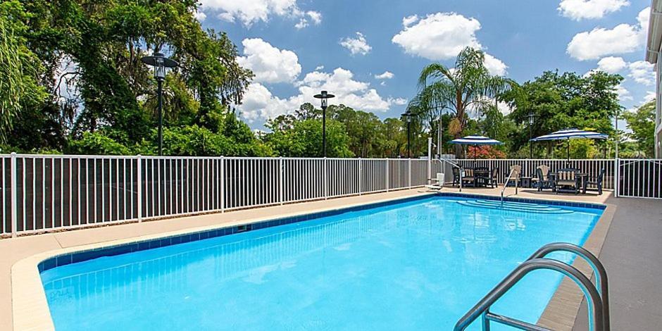 Holiday Inn Express and Suites Silver Springs - Ocala by IHG photo 12
