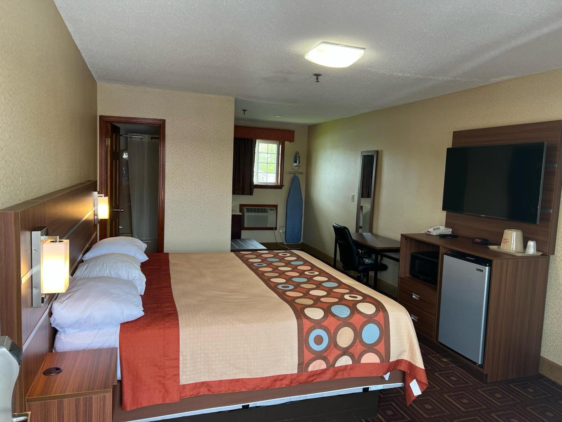 American Inn photo 10