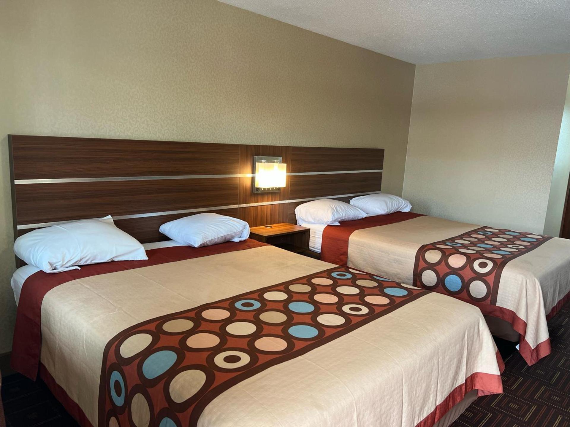 American Inn photo 11