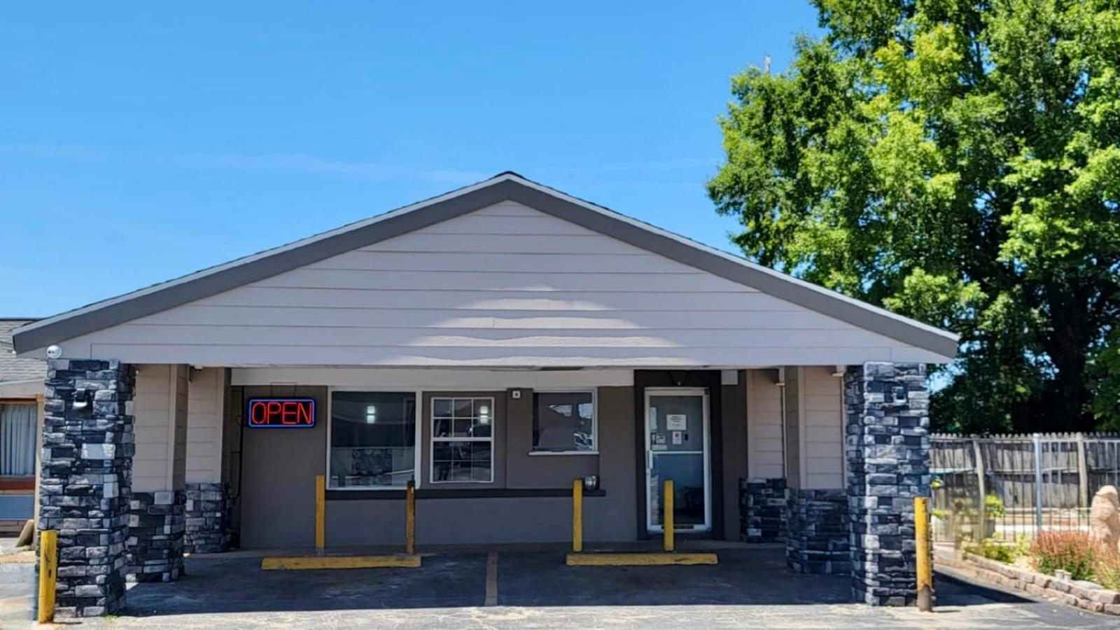 Budget Inn & Suites — hotel in Florence
