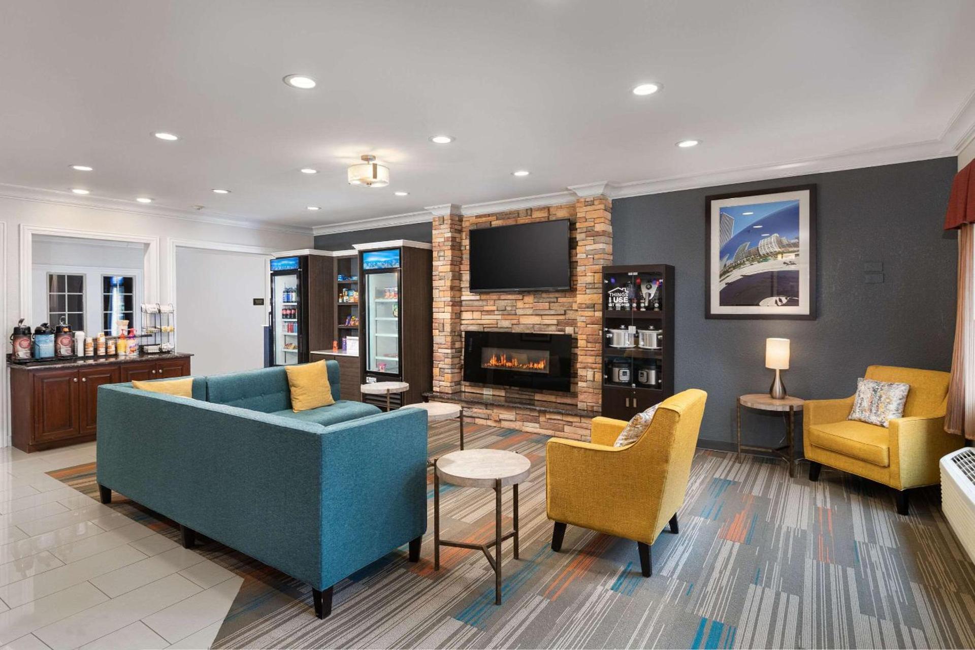 MainStay Suites Joliet I-55 photo 38