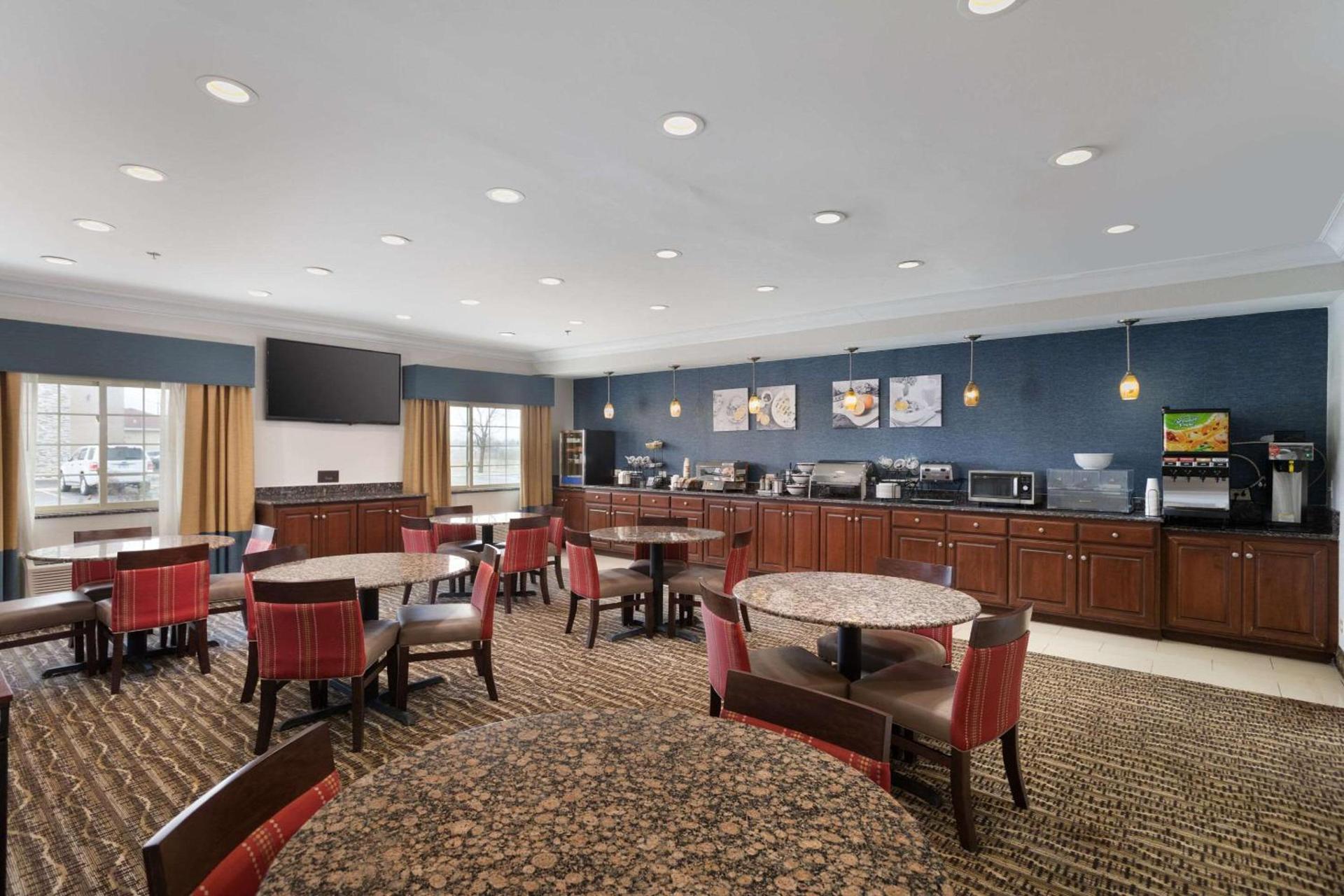 MainStay Suites Joliet I-55 photo 19