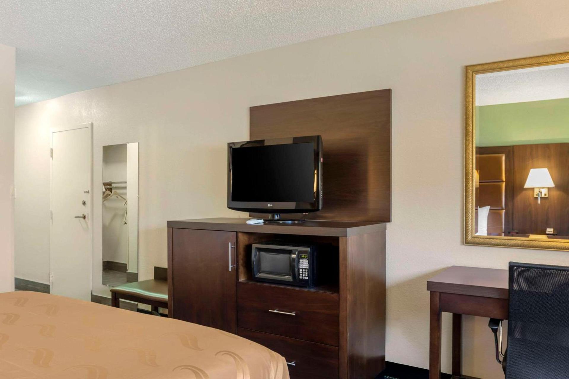 Quality Inn Cookeville photo 9