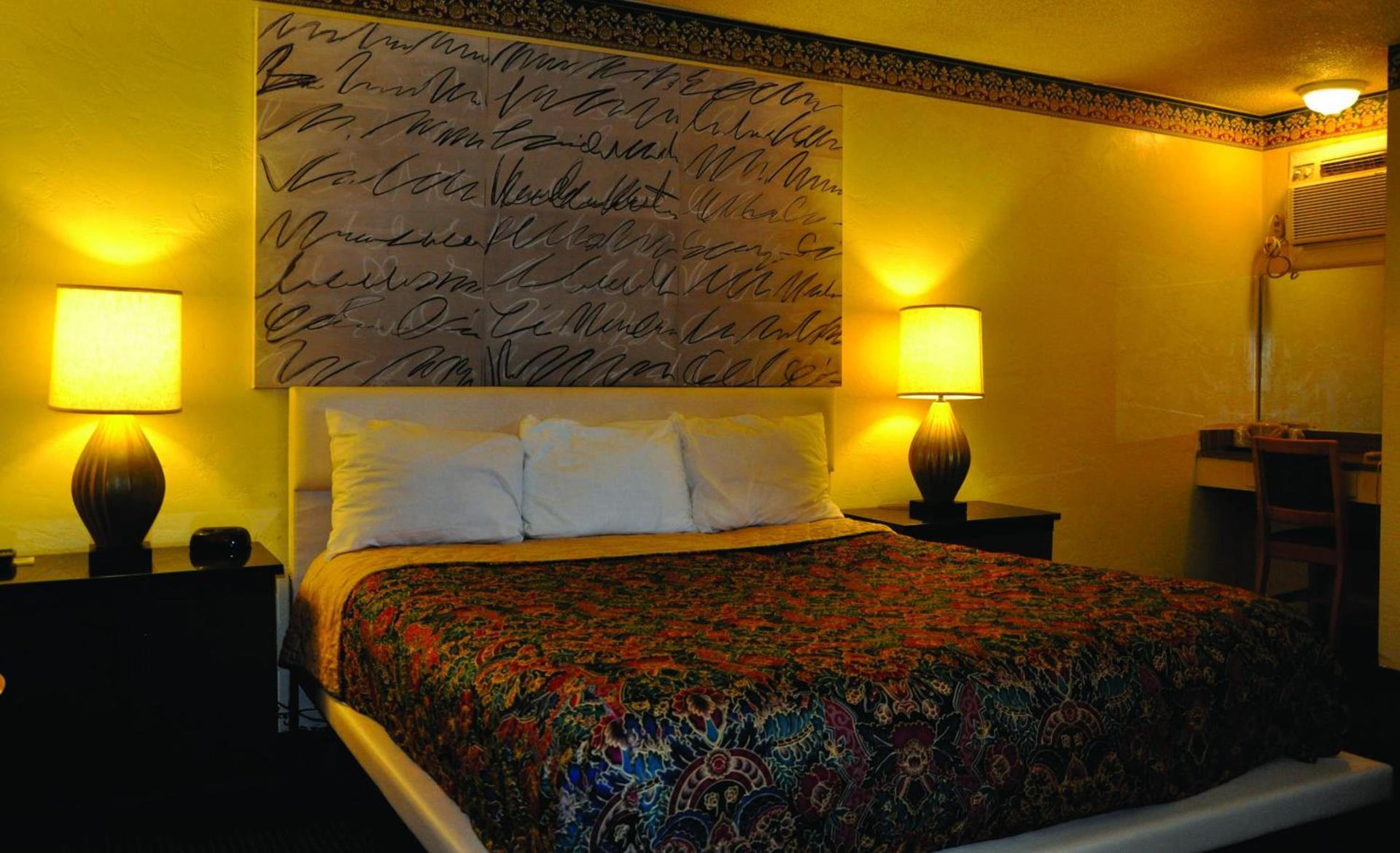 Travelers Inn Manteca photo 9
