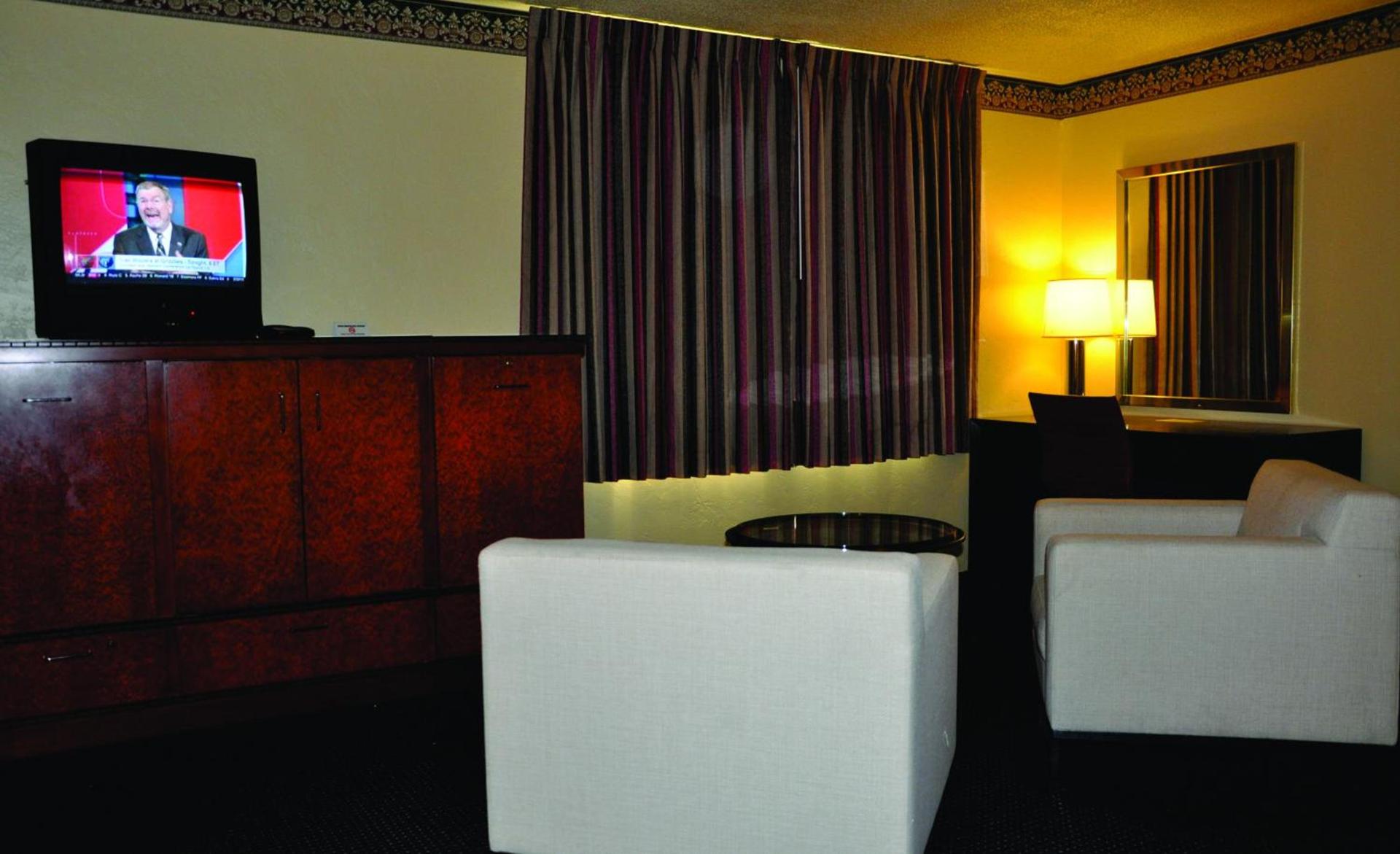 Travelers Inn Manteca photo 12