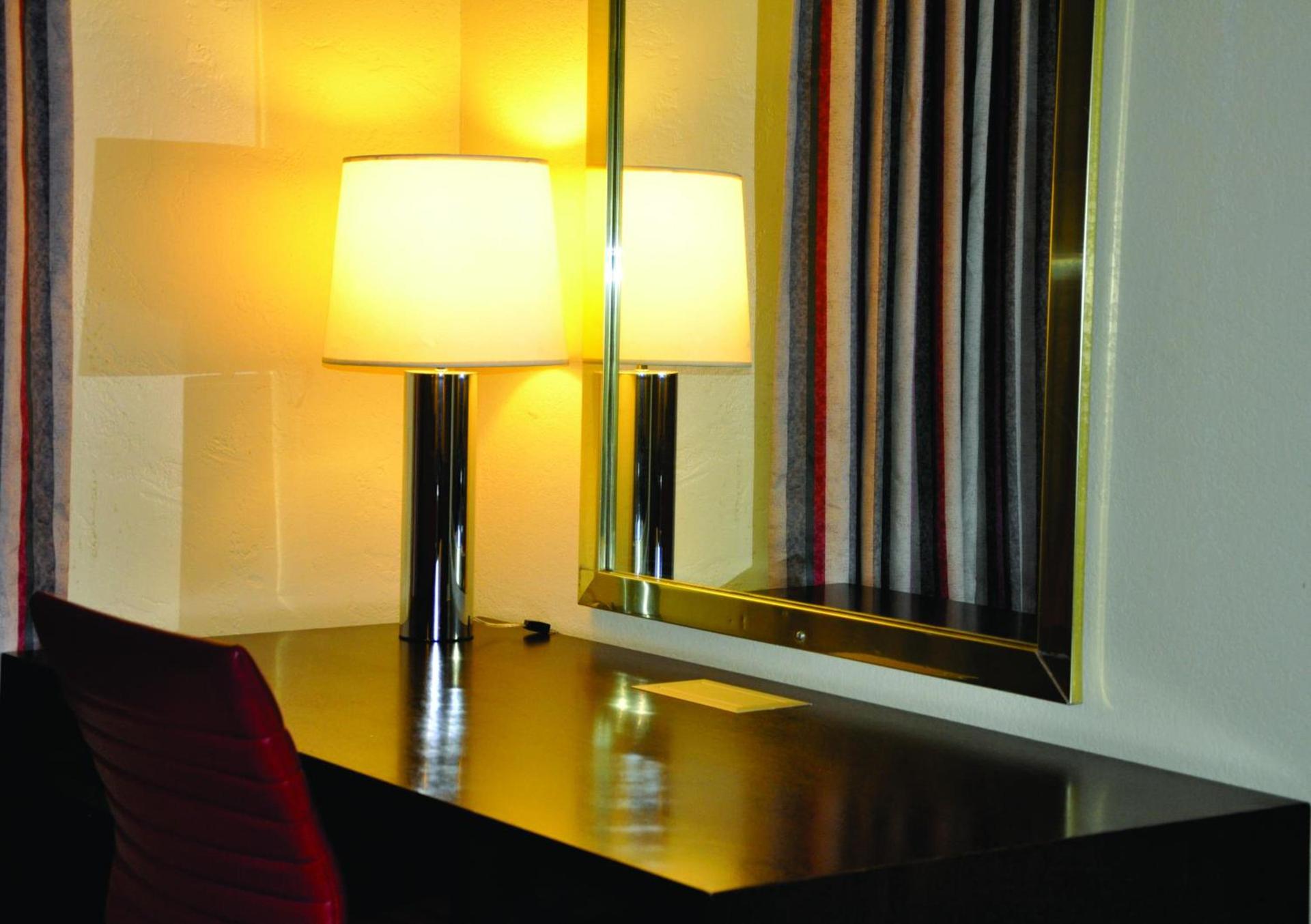 Travelers Inn Manteca photo 13