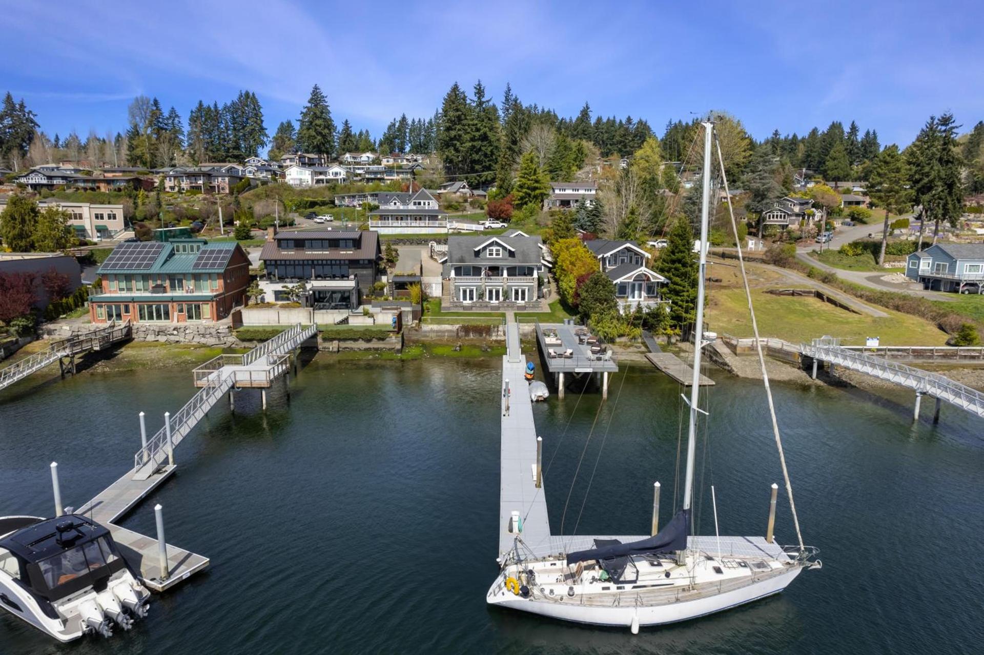Waterfront Inn photo 10