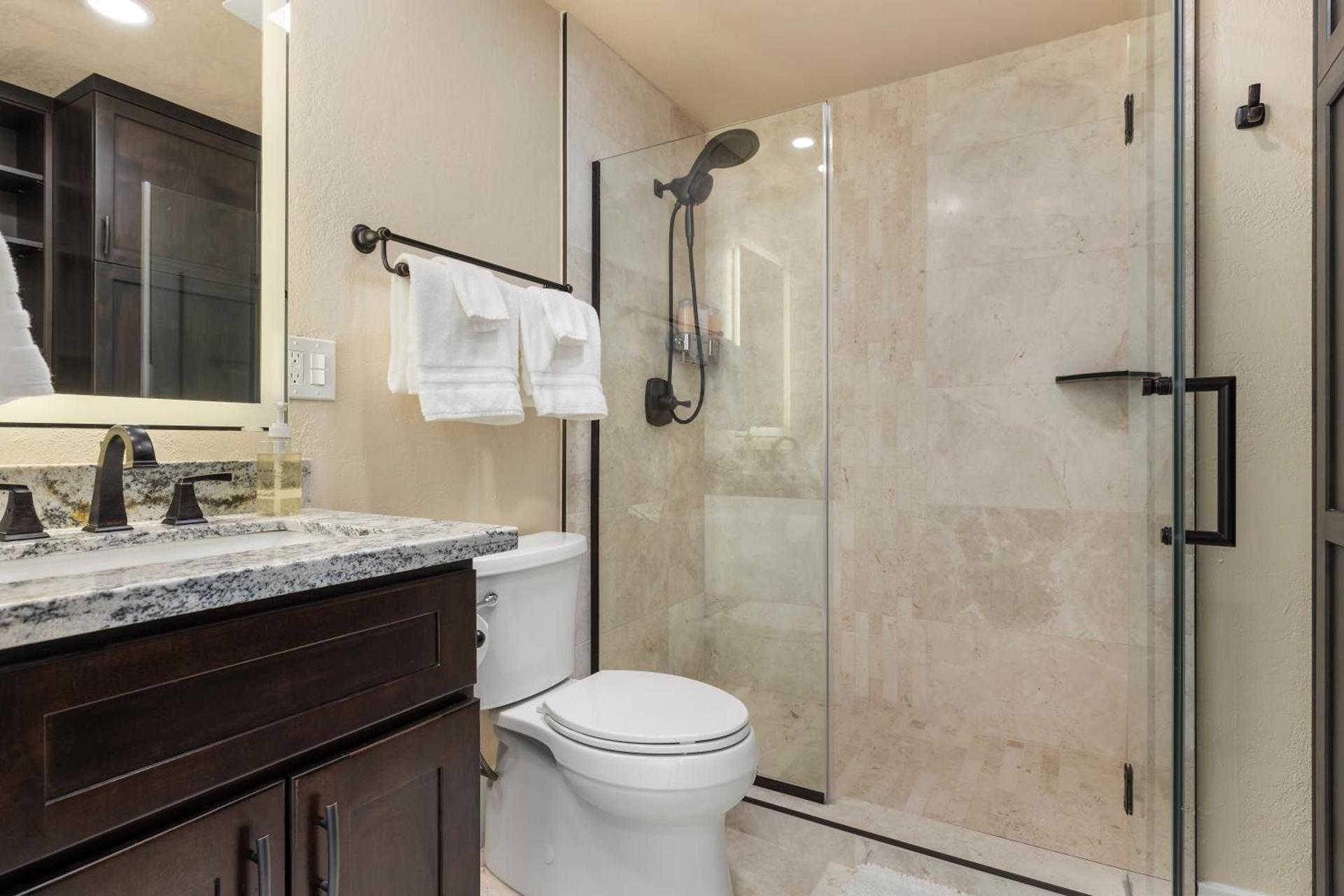 Waterfront Inn photo 22