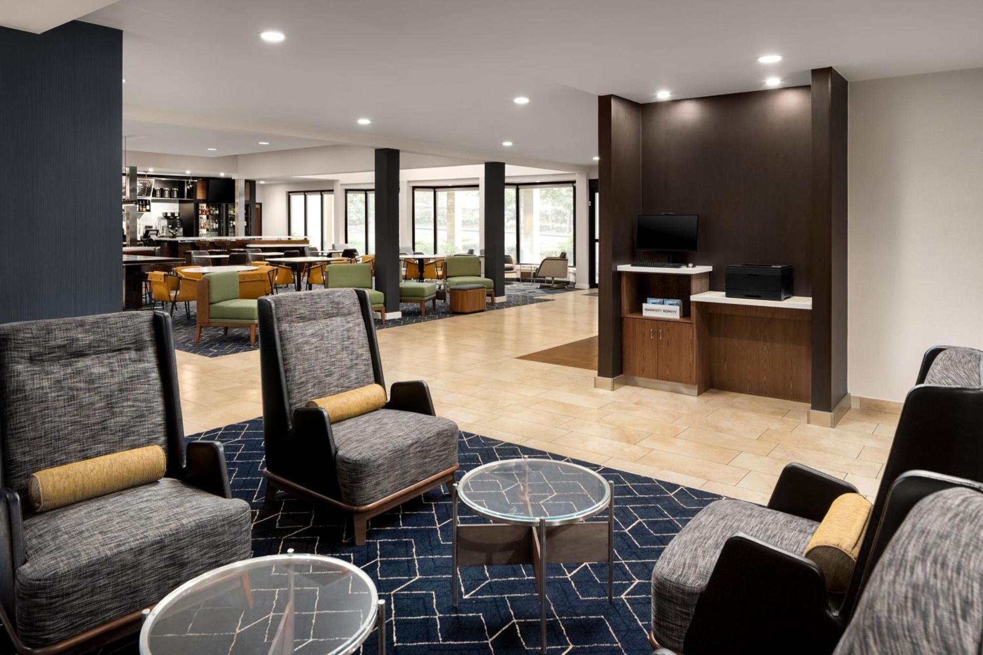 Courtyard by Marriott Portland Beaverton photo 5