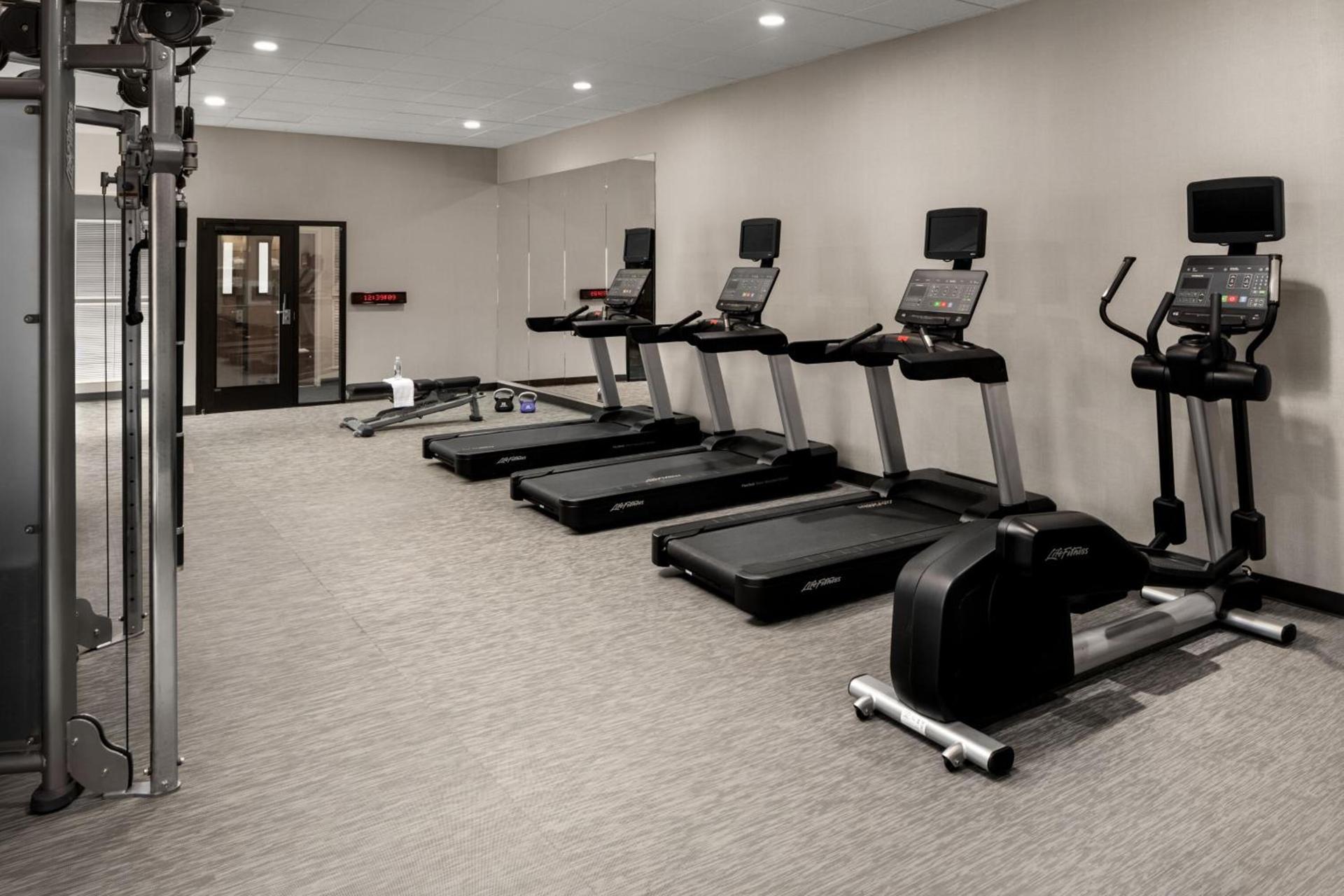 Courtyard by Marriott Portland Beaverton photo 31