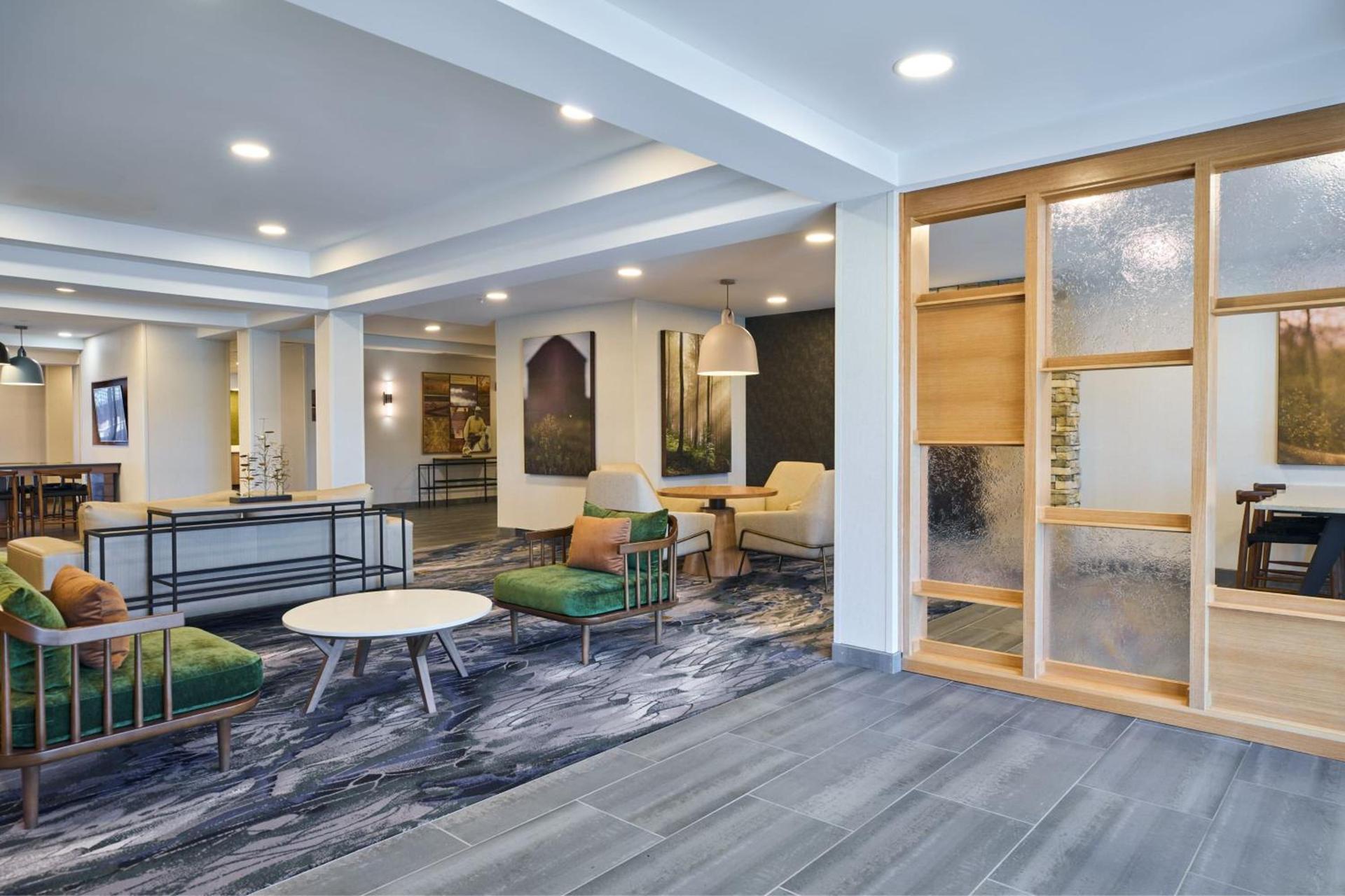 Fairfield Inn and Suites by Marriott Winchester photo 12