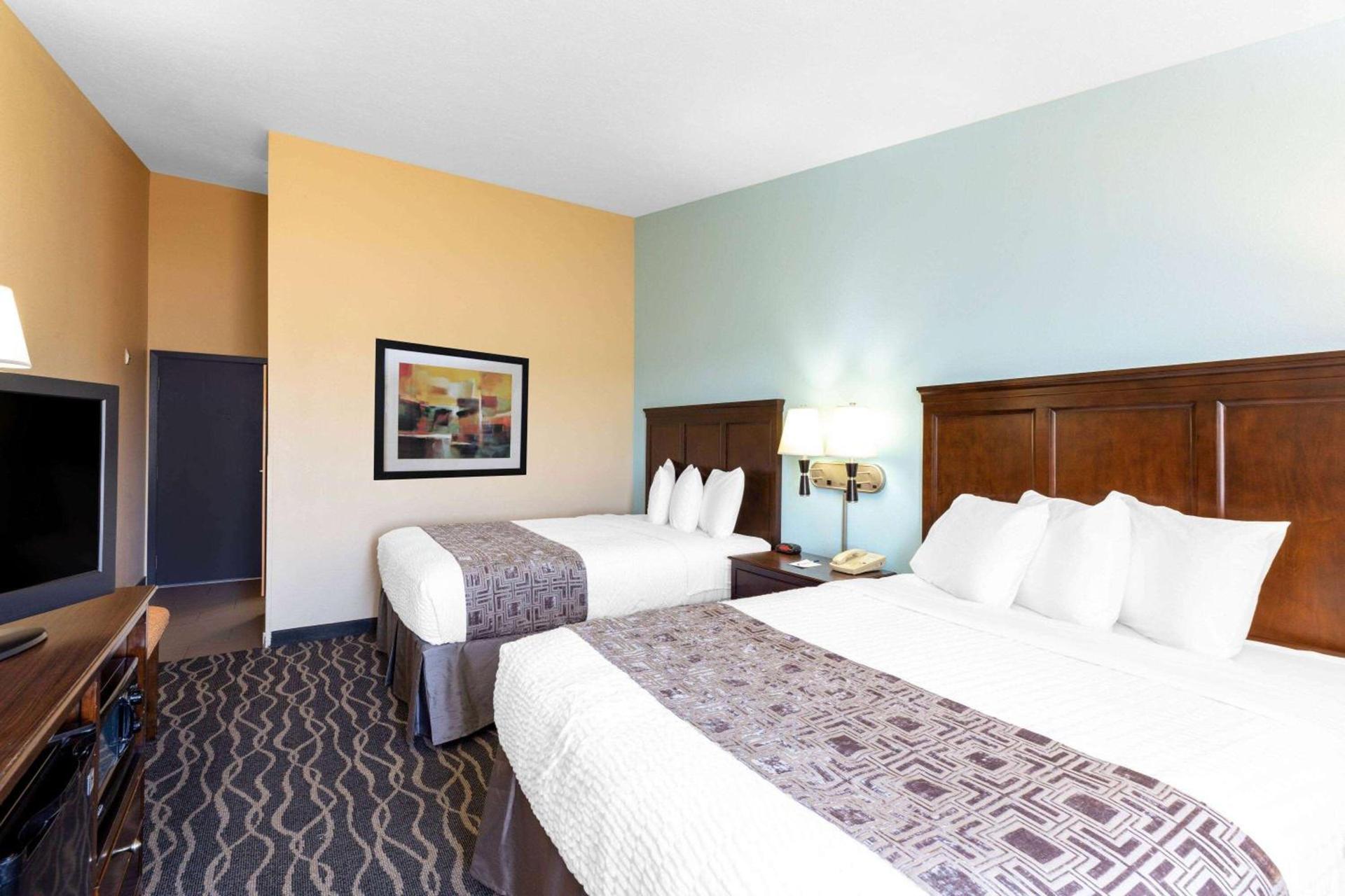 Baymont by Wyndham Tri-Cities/Kennewick WA photo 5