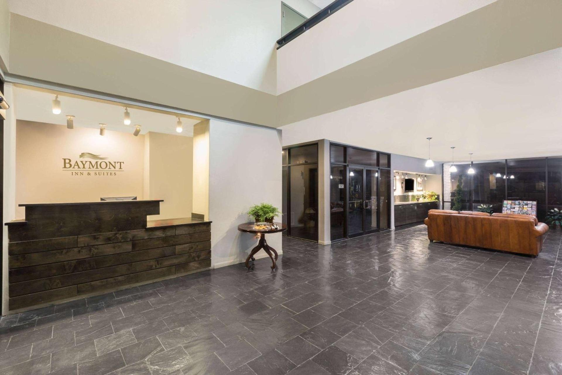 Baymont by Wyndham Columbus photo 3