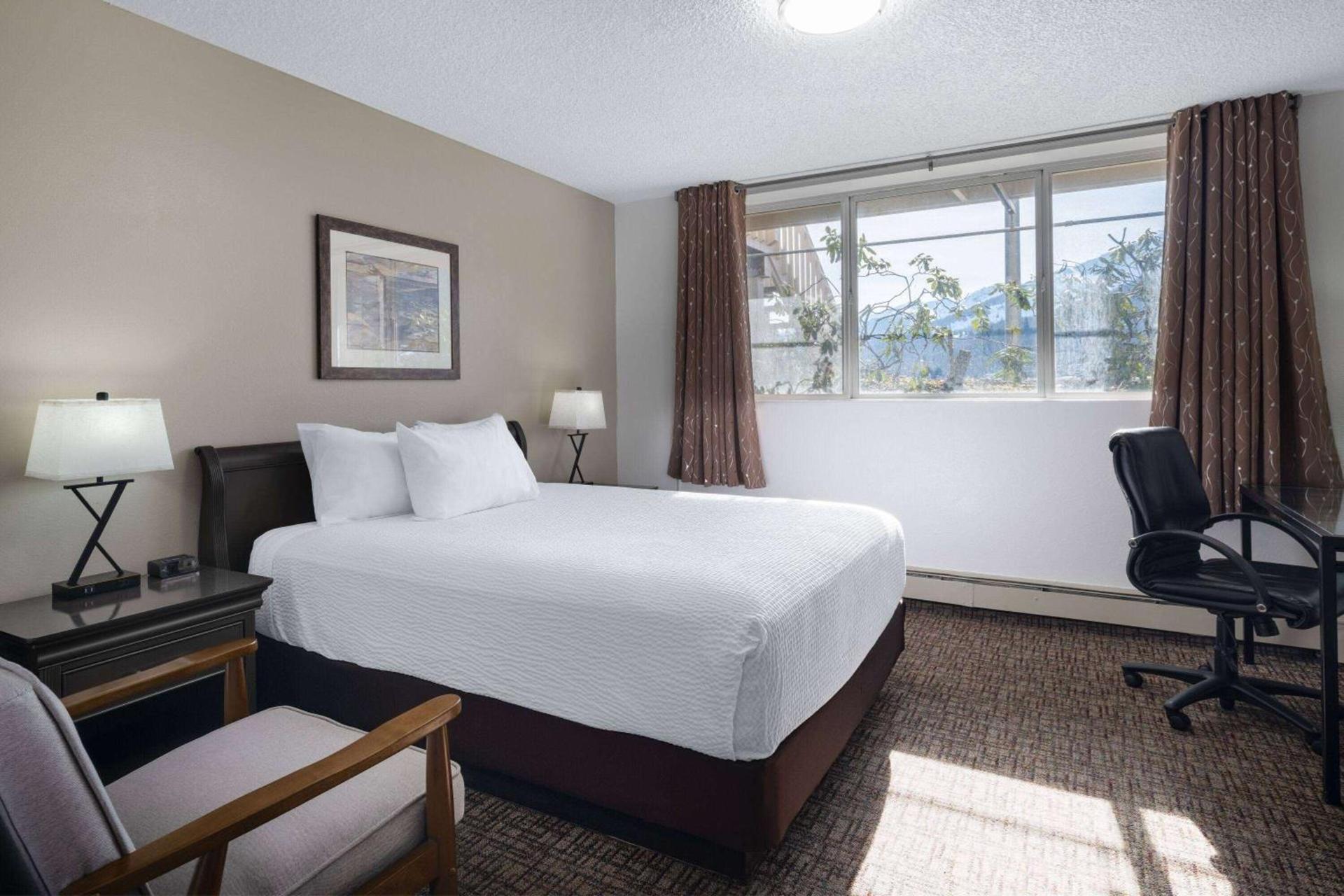 Ramada by Wyndham Juneau photo 14
