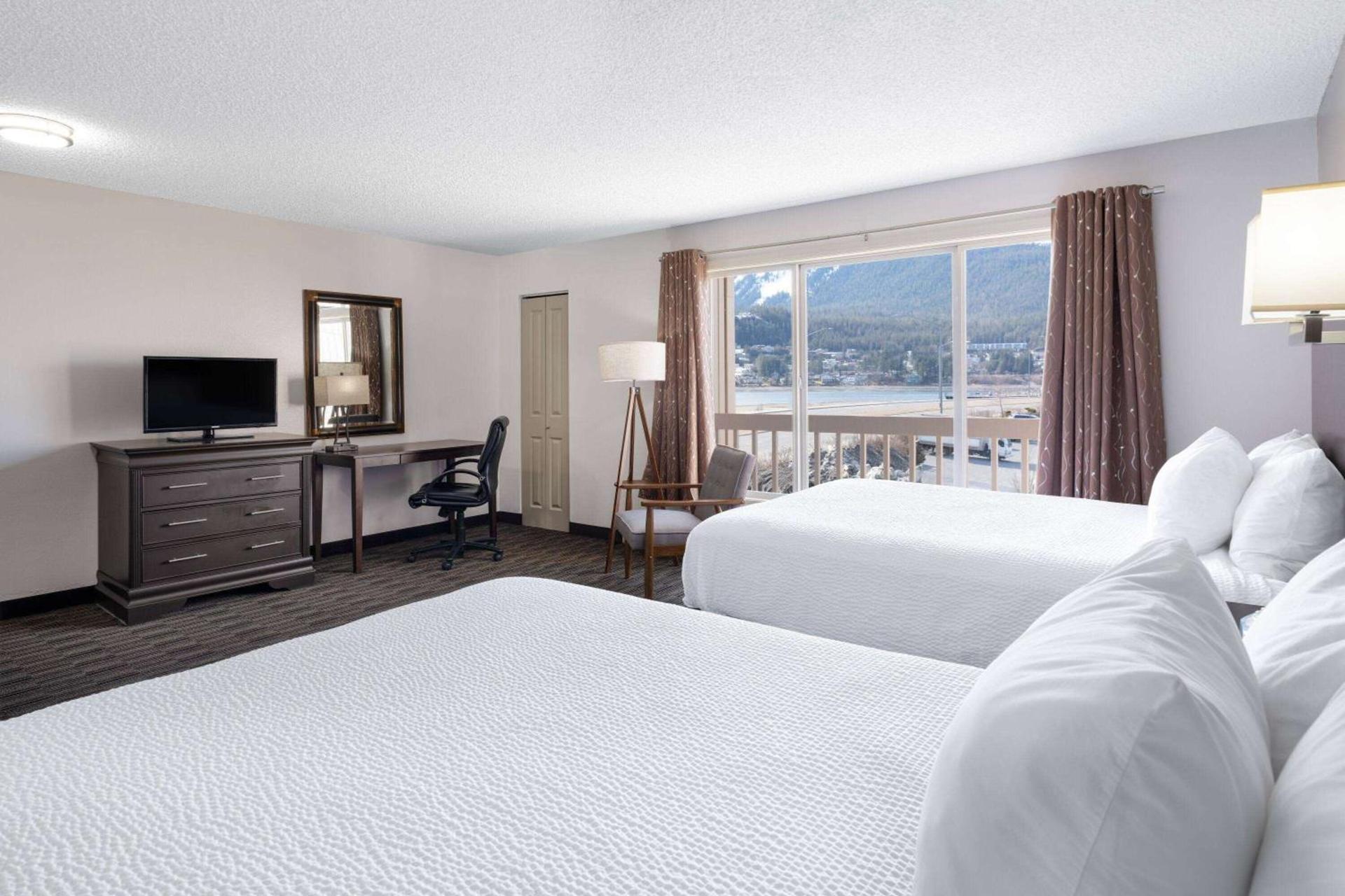 Ramada by Wyndham Juneau photo 21